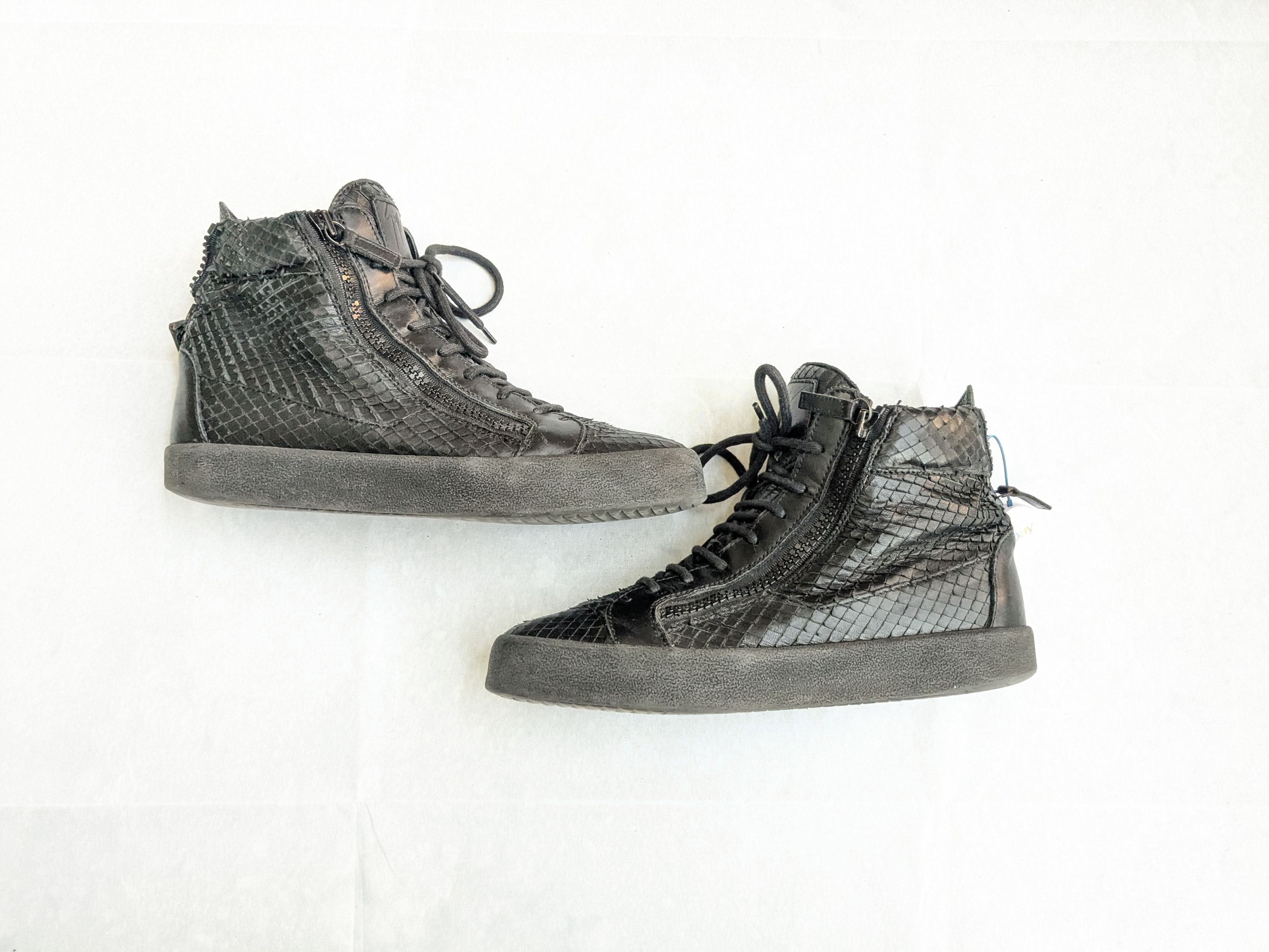 Giuseppe Zanotti Giuseppe Zanotti High Top Sneakers Black Snakeskin 9.5 42.5 Size US 9.5 / EU 42-43 - 1 Thumbnail