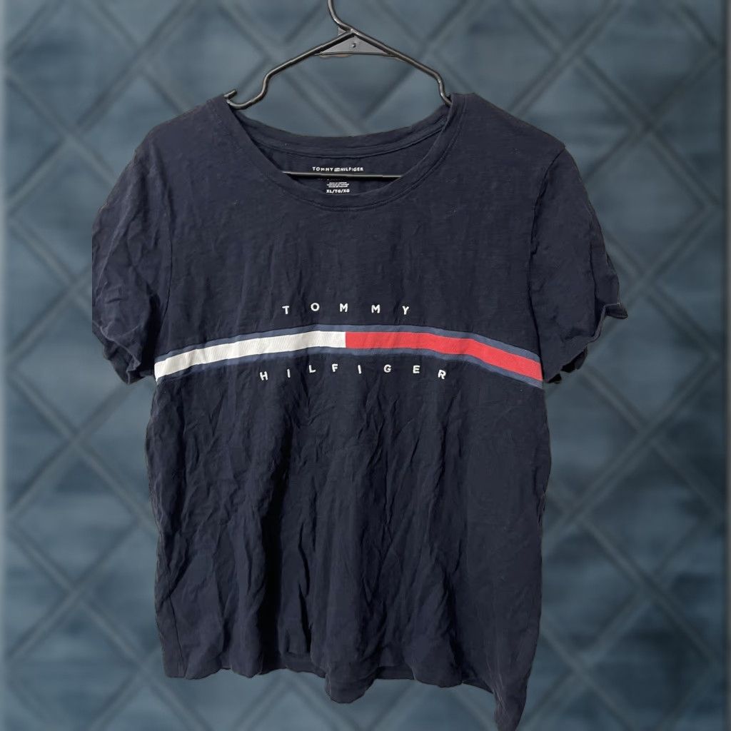 Tommy Hilfiger VINTAGE Tommy Hilfiger Womens T-Shirt XL Blue Solid Short Sleeve Crew Neck Jersey Cotton Casual Size XL / US 12-14 / IT 48-50 - 1 Thumbnail