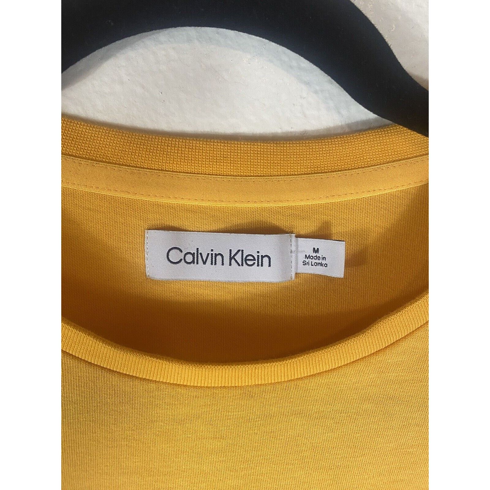 Calvin Klein Calvin Klein Raw Neck T-Shirt Shirt Short Sleeve Size M Size US M / EU 48-50 / 2 - 4 Thumbnail