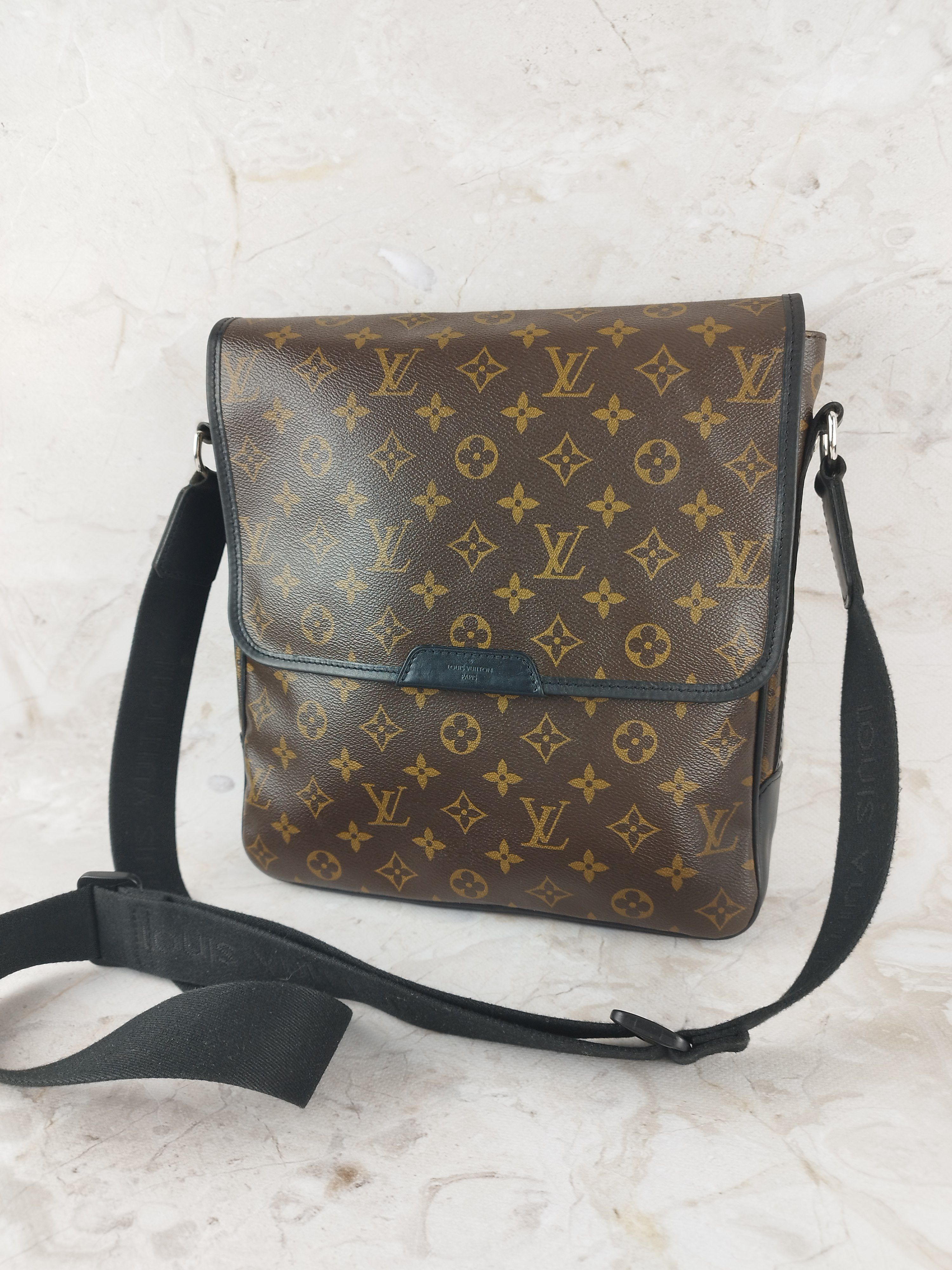 Louis Vuitton Louis Vuitton Monogram Macassar Canvas Bass MM bag Size ONE SIZE - 2 Thumbnail