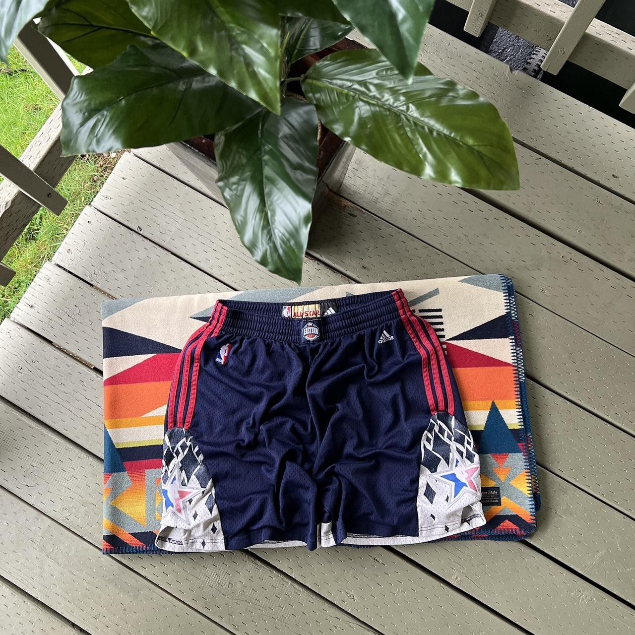 NBA × Vintage nba shorts Size US 30 / EU 46 - 1 Thumbnail