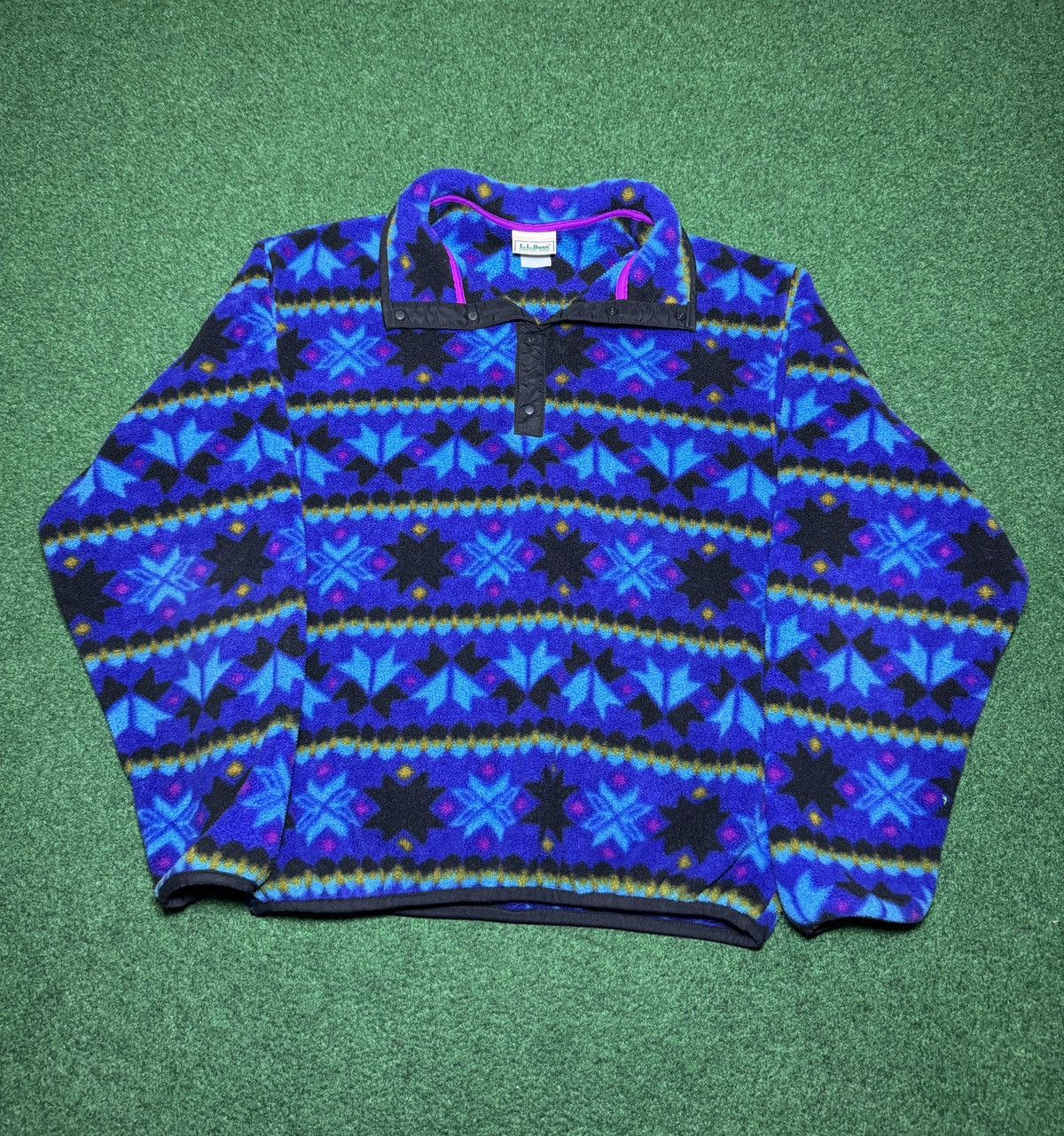 L.L. Bean Vintage L.L. Bean Aztec Snowflake Fleece Synchila Sweatshirt Size S / US 4 / IT 40 - 1 Thumbnail