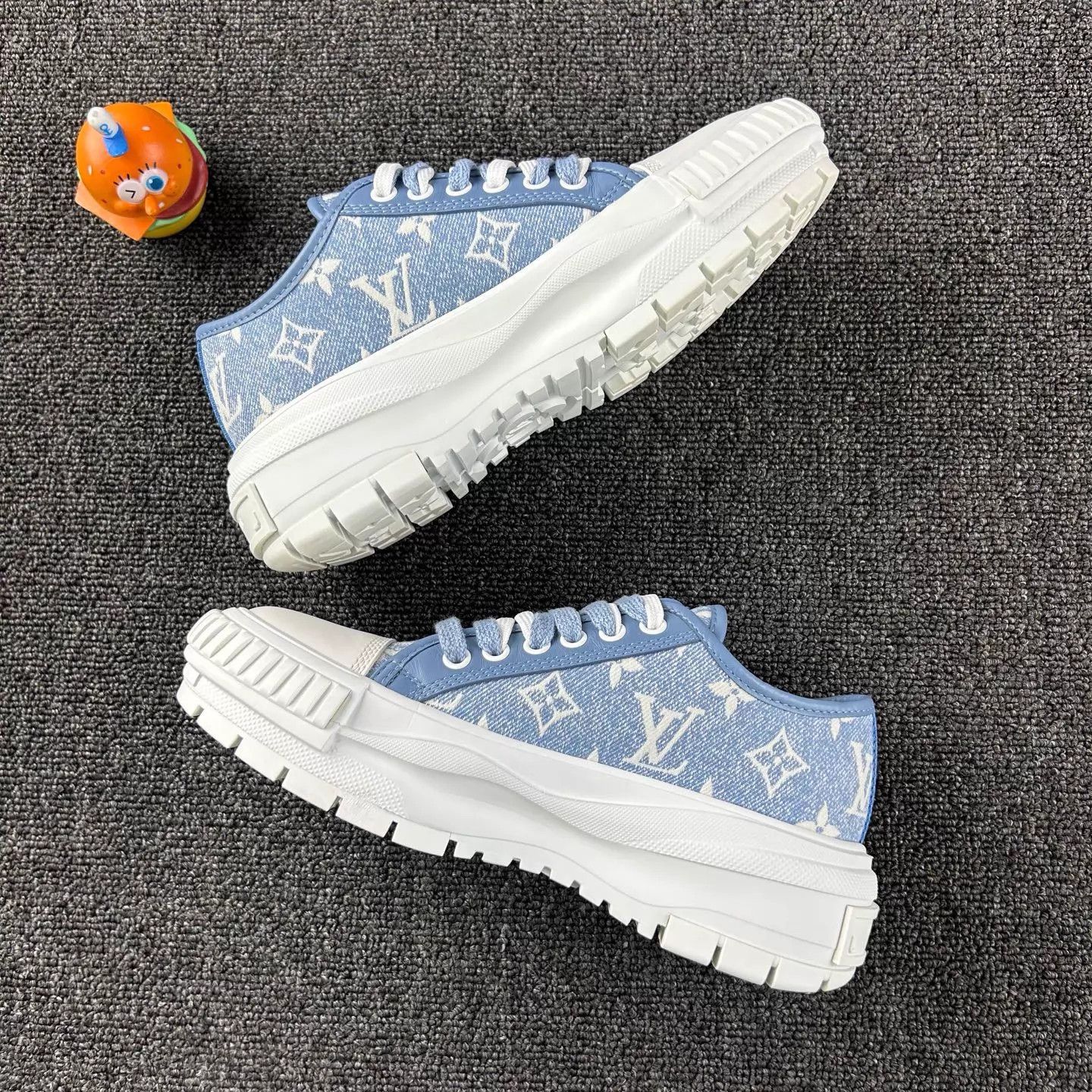 Louis Vuitton LV blue Monogram women's 35 sneakers Size US 4.5 / IT 34.5 - 3 Thumbnail