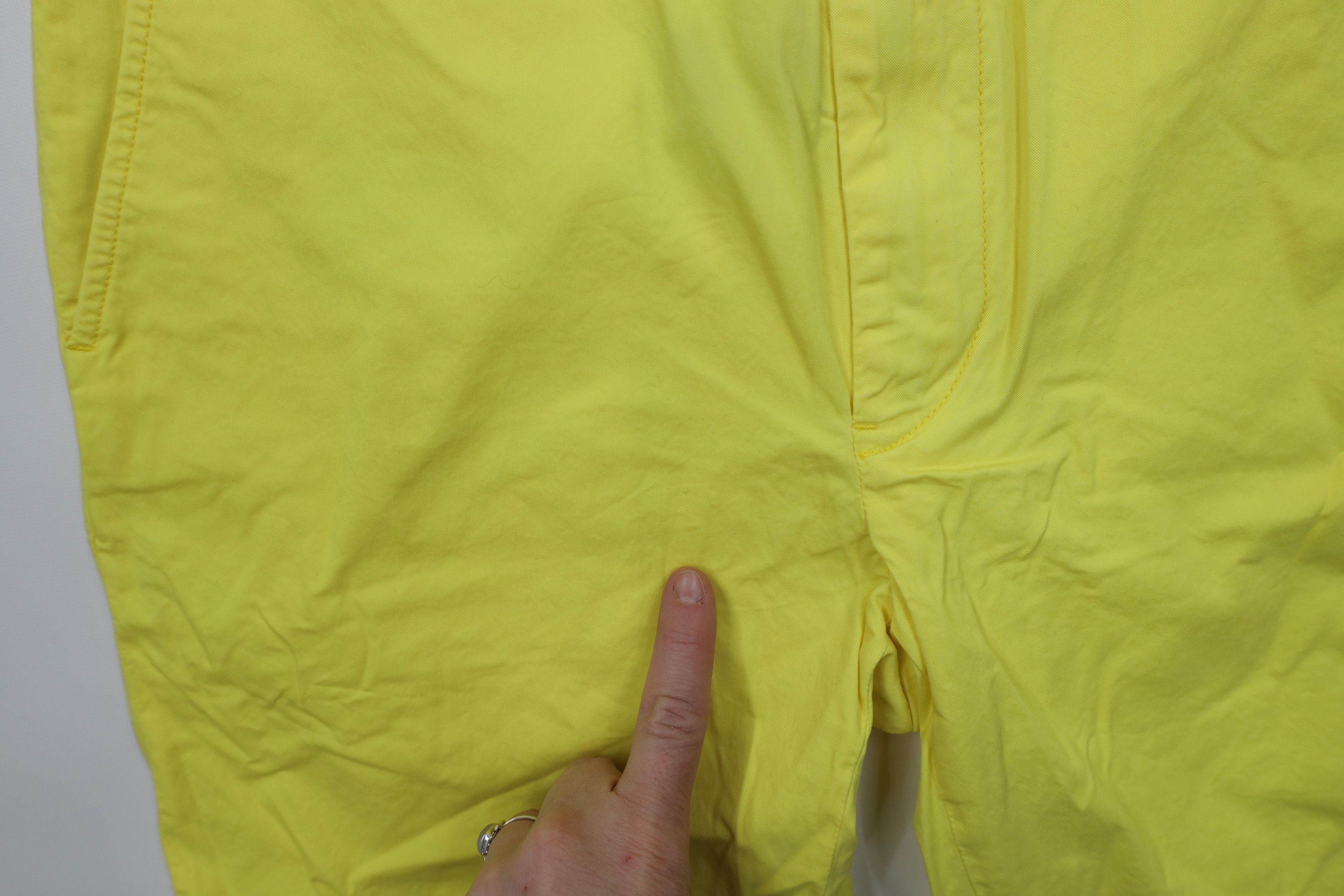 Ralph Lauren Vintage 90s Ralph Lauren Above Knee Chino Golf Shorts Yellow Size US 30 / EU 46 - 5 Thumbnail