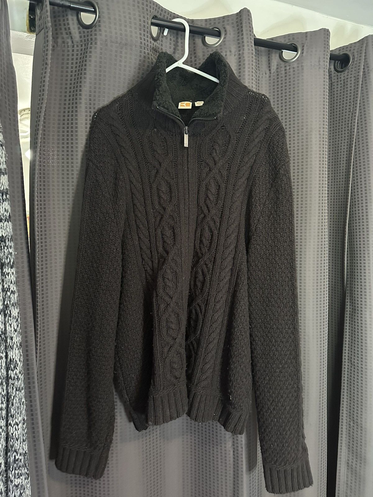Hugo Boss XXL Hugo Boss full zip high collar wool/cashmere sweater Size US XXL / EU 58 / 5 - 1 Thumbnail