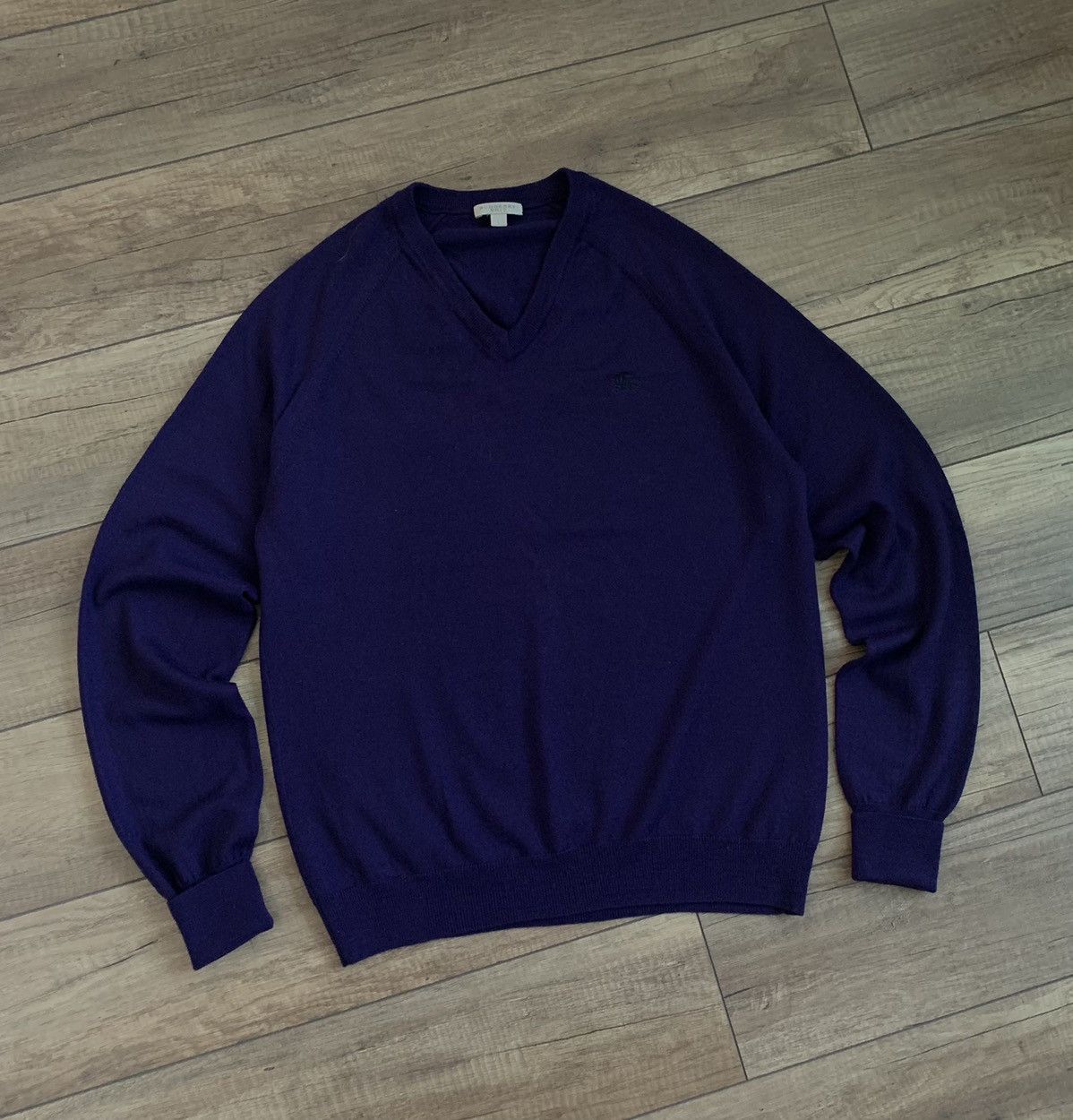 Burberry Burberry Brit Purple V Neck Wool Sweater Pullover Size US L / EU 52-54 / 3 - 1 Thumbnail