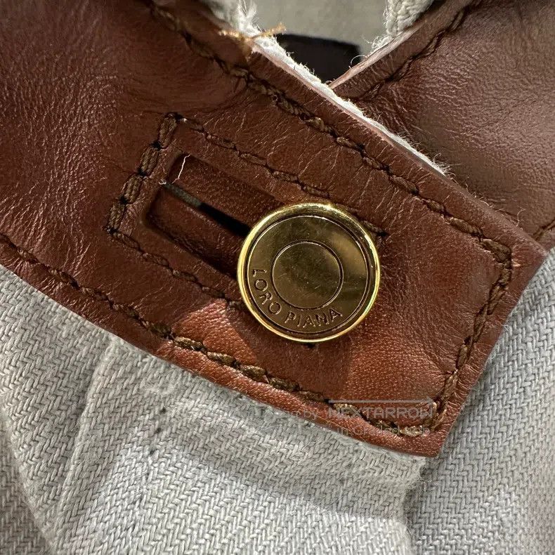 Loro Piana Loro Piana 25SS Resort Collection Gold Buttoned Leather-Li Size XS / US 0-2 / IT 36-38 - 7 Thumbnail
