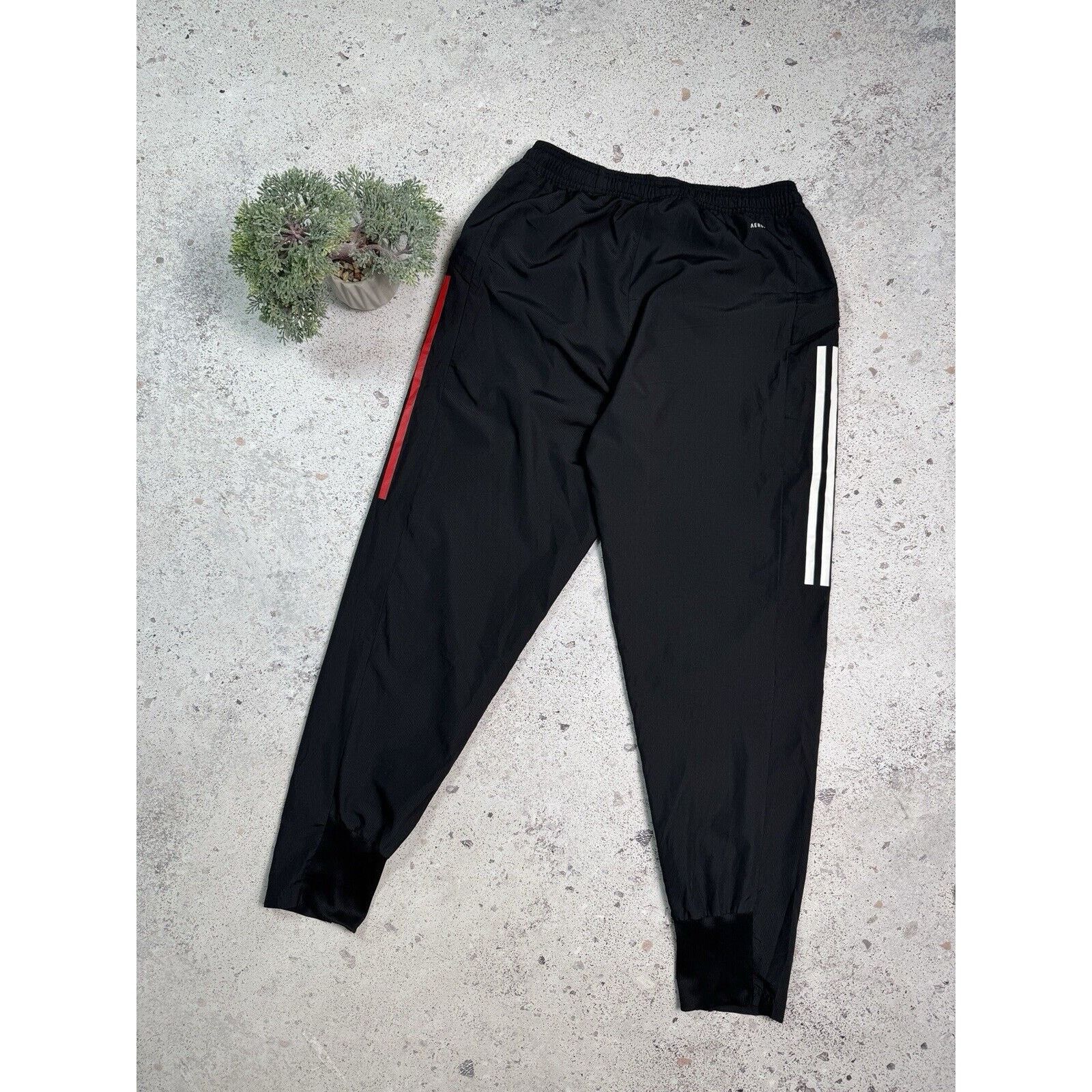 Adidas Adidas Bayern Munchen Trackpants Blokecore Size M Black Men Size US 32 / EU 48 - 14 Thumbnail