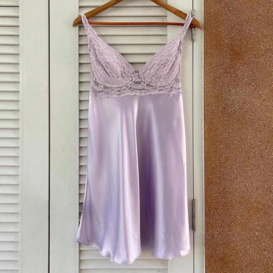 Victoria's Secret × Vintage Vintage VS Lavender Satin Dress (M-L) Size L / US 10 / IT 46 - 3 Thumbnail