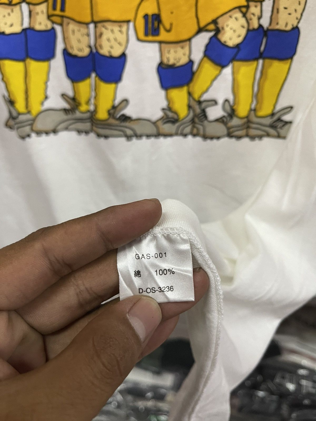 Japanese Brand Vintage Japan Football Back Hit Print🔥🔥🔥 Size US XL / EU 56 / 4 - 6 Thumbnail