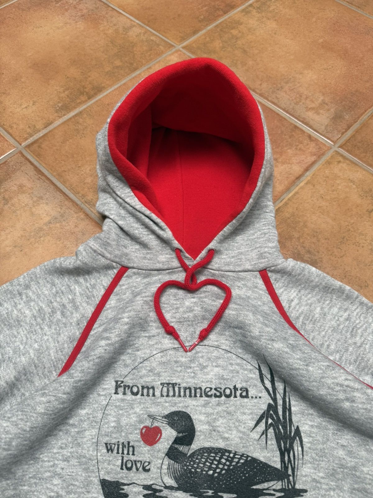 Vintage Vintage Minnesota Novelty Raglan Hoodie Size US M / EU 48-50 / 2 - 5 Thumbnail