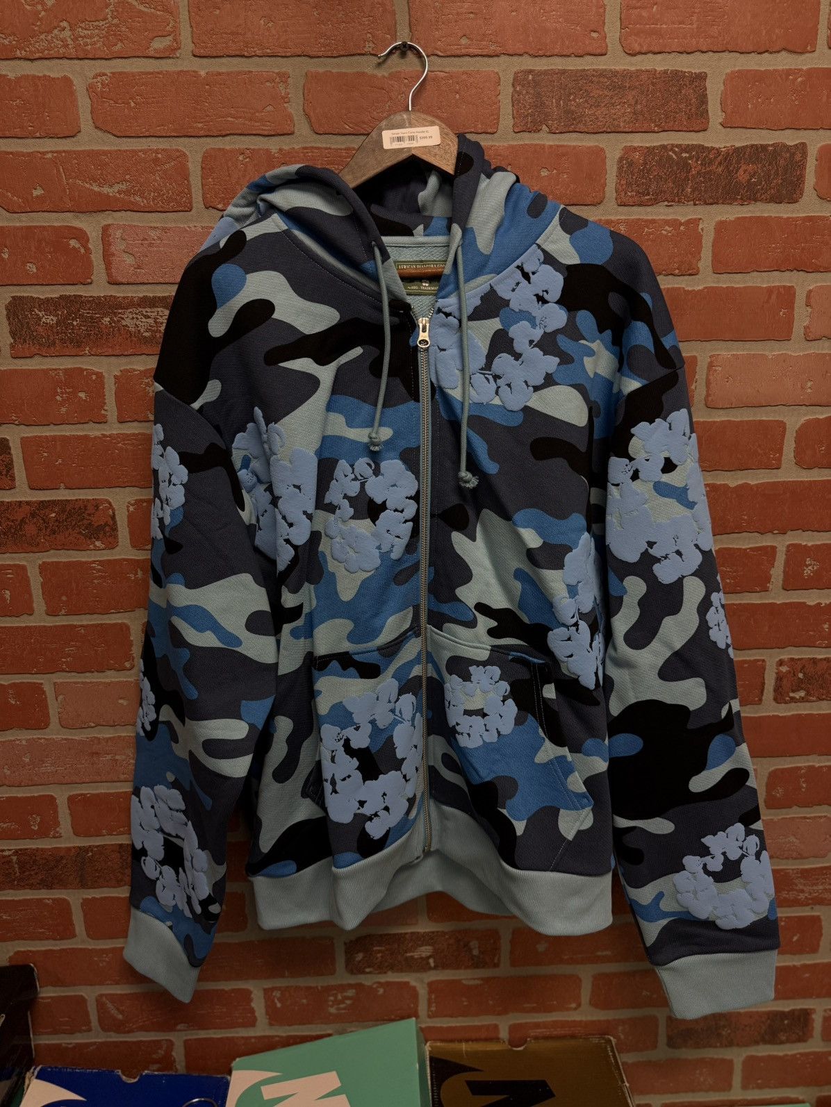 DENIM TEARS Denim Tears Blue Cotten Wreath Hoodie Size XL (NEW) Size US XL / EU 56 / 4 - 1 Thumbnail