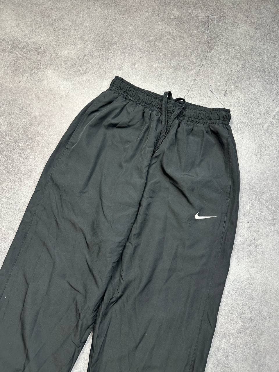 Nike Nike Nylon Track Pants, Size M – Classic Sportswear Size US 32 / EU 48 - 2 Thumbnail