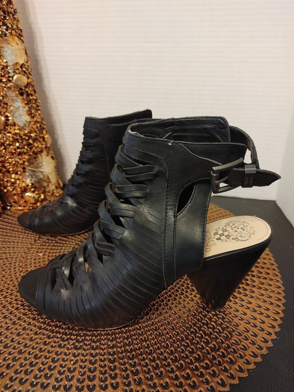 Vince Camuto Vince Camuto size 9M Size US 9 / IT 39 - 4 Thumbnail