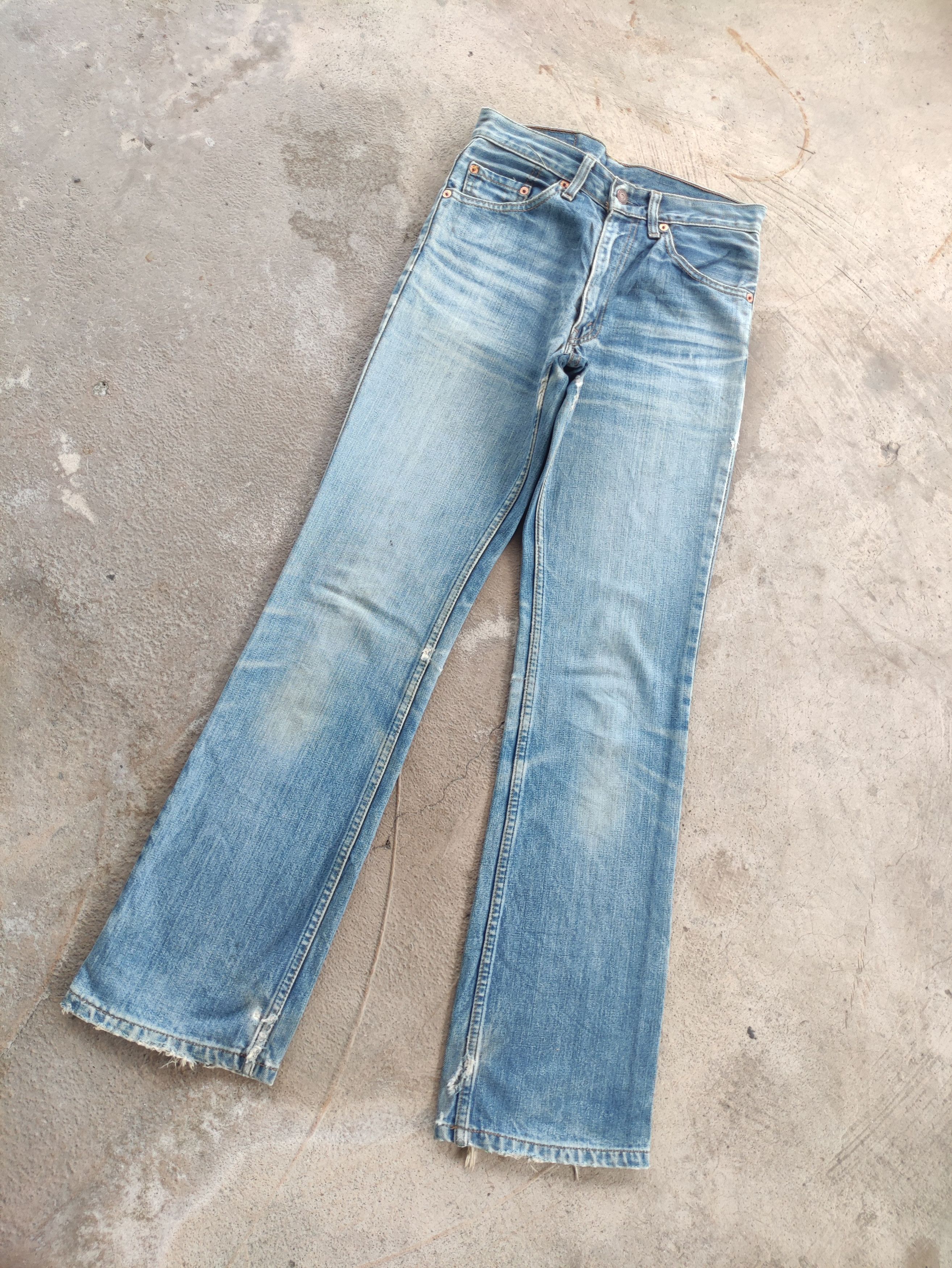 Levi's Vintage Levis Jean Distressed Faded Denim Pants Size US 28 / EU 44 - 2 Thumbnail