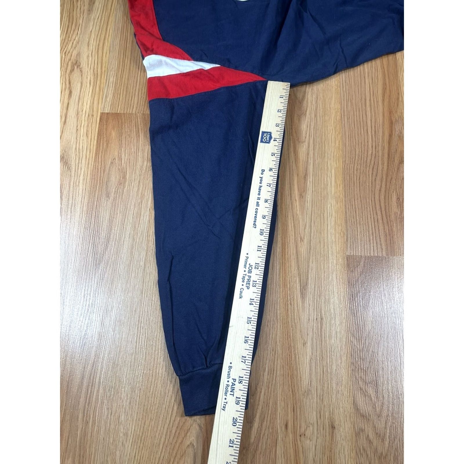 NFL New England Patriots NFL Team Apparel Long Sleeve Crew Neck T Shirt Mens L Blue Size US L / EU 52-54 / 3 - 7 Thumbnail