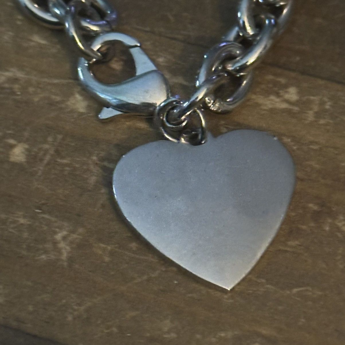 Other Silver tone breast cancer awareness heart charm bracelet Size ONE SIZE - 5 Thumbnail