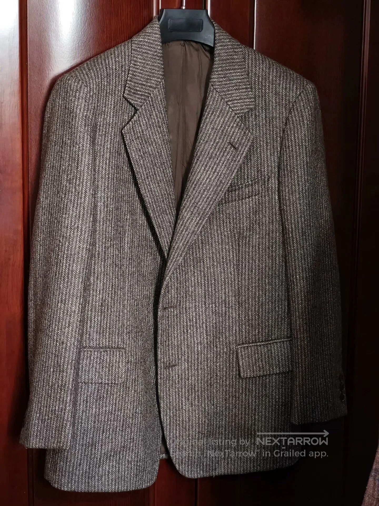 Corneliani Italian Handmade Wool Suit for Men. Size US M / EU 48-50 / 2 - 1 Thumbnail