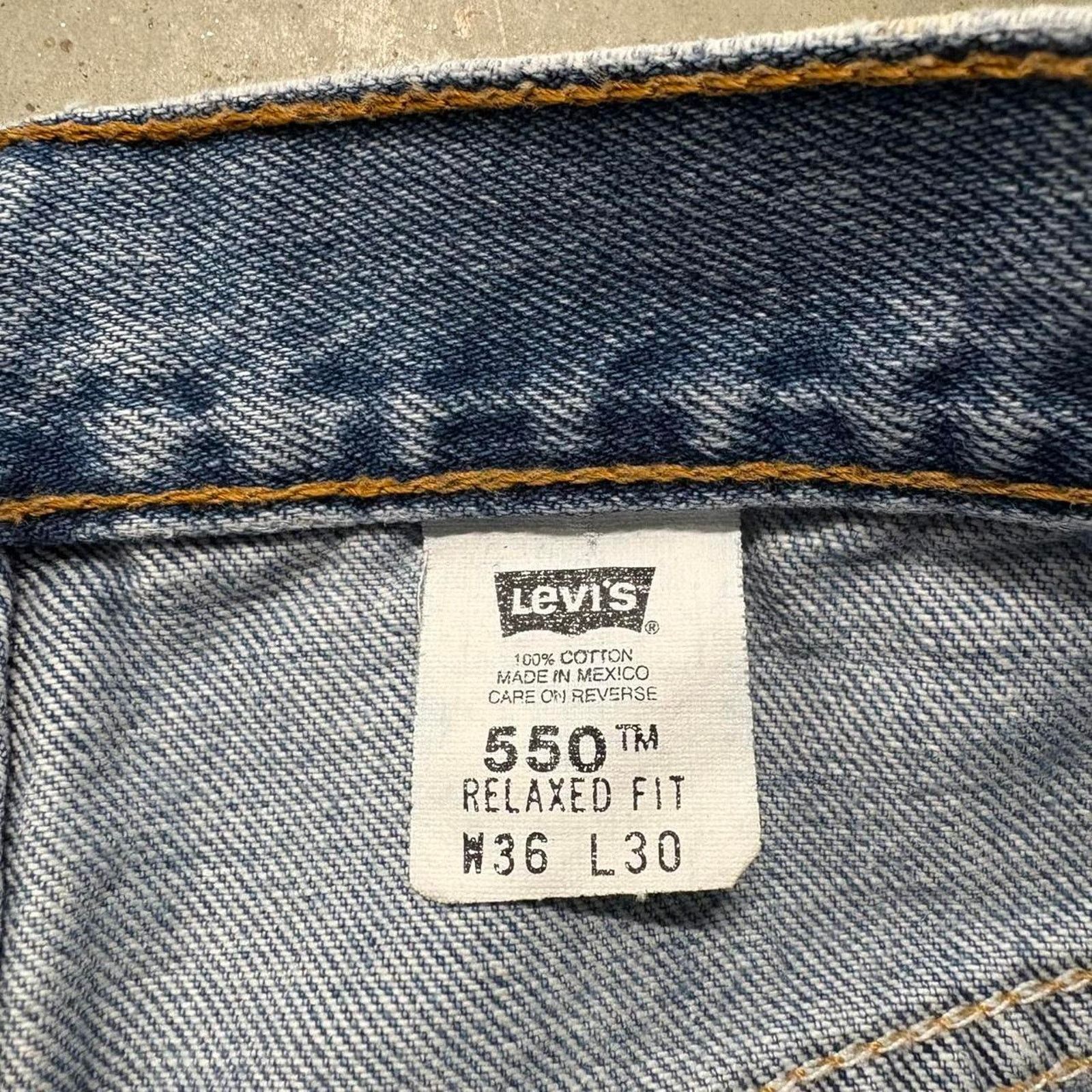 Japanese Brand × Levi's × Vintage Crazy Vintage Y2K Levi's 550 Relaxed Baggy Loose Denim Jeans Size US 36 / EU 52 - 7 Thumbnail