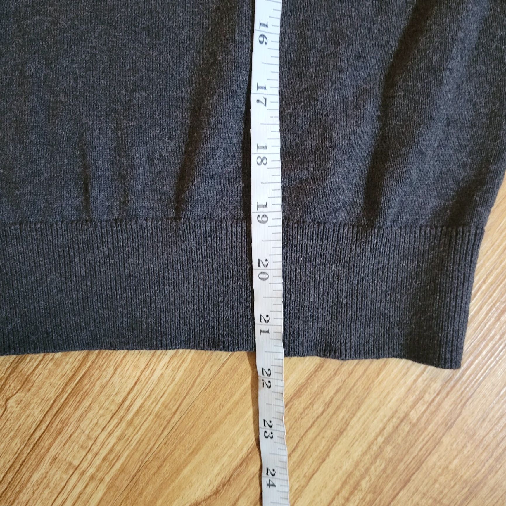 Banana Republic Banana Republic Sweater Womens Small Petite Gray Long Sleeve Round Neck Knit Pullover Size S / US 4 / IT 40 - 7 Thumbnail