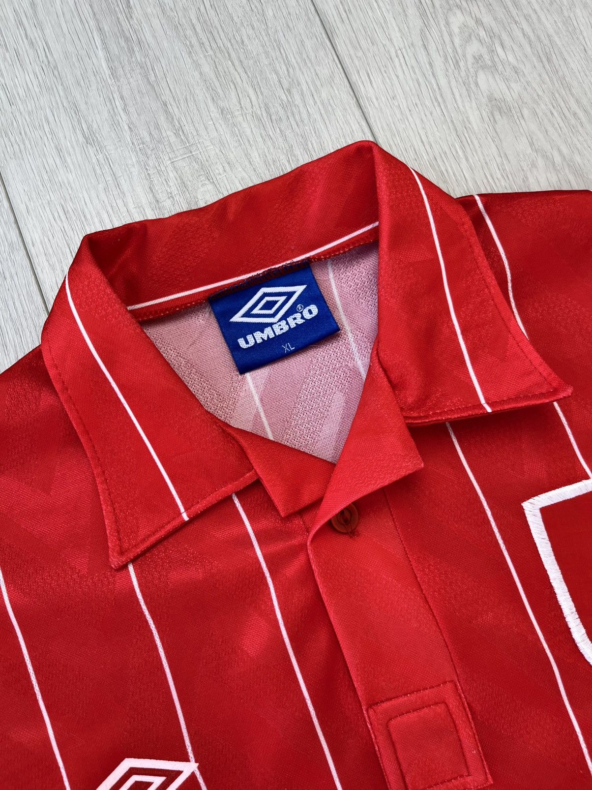 Umbro Vintage Nottingham Forest 1992 Home Retro Soccer Jersey 90s Size US XL / EU 56 / 4 - 7 Thumbnail
