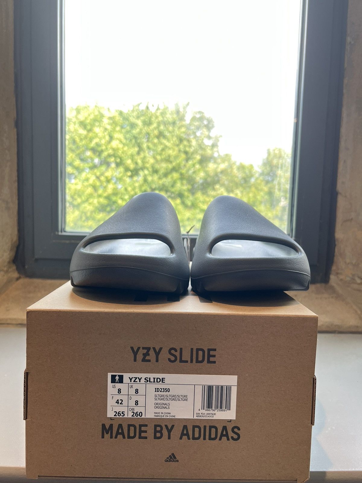 Adidas × Kanye West Adidas YEEZY slide Size US 8 / EU 41 - 2 Thumbnail