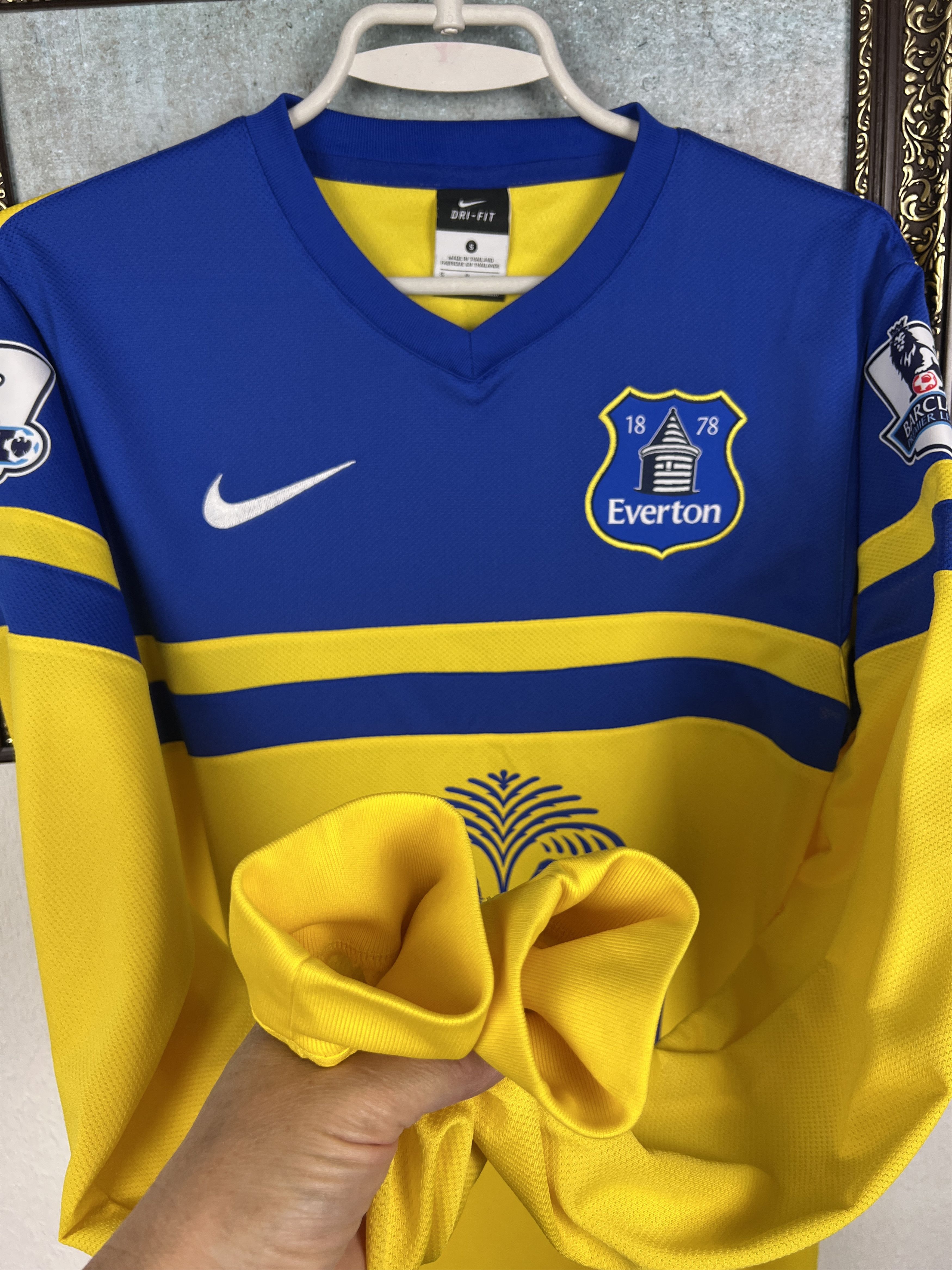 Nike Everton Football Shirt Soccer #20 Barkley Long Sleeve Jersey Size US S / EU 44-46 / 1 - 8 Thumbnail