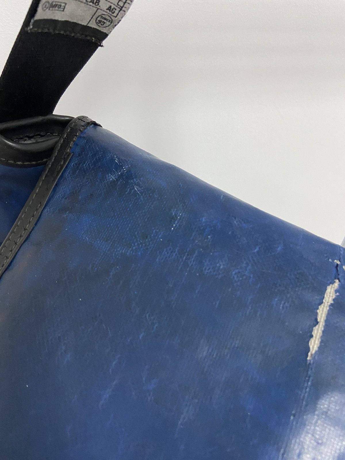 Freitag × Vintage Freitag Vintage Waterproof Crossbody Bag Recycle ♻️ Size ONE SIZE - 13 Thumbnail
