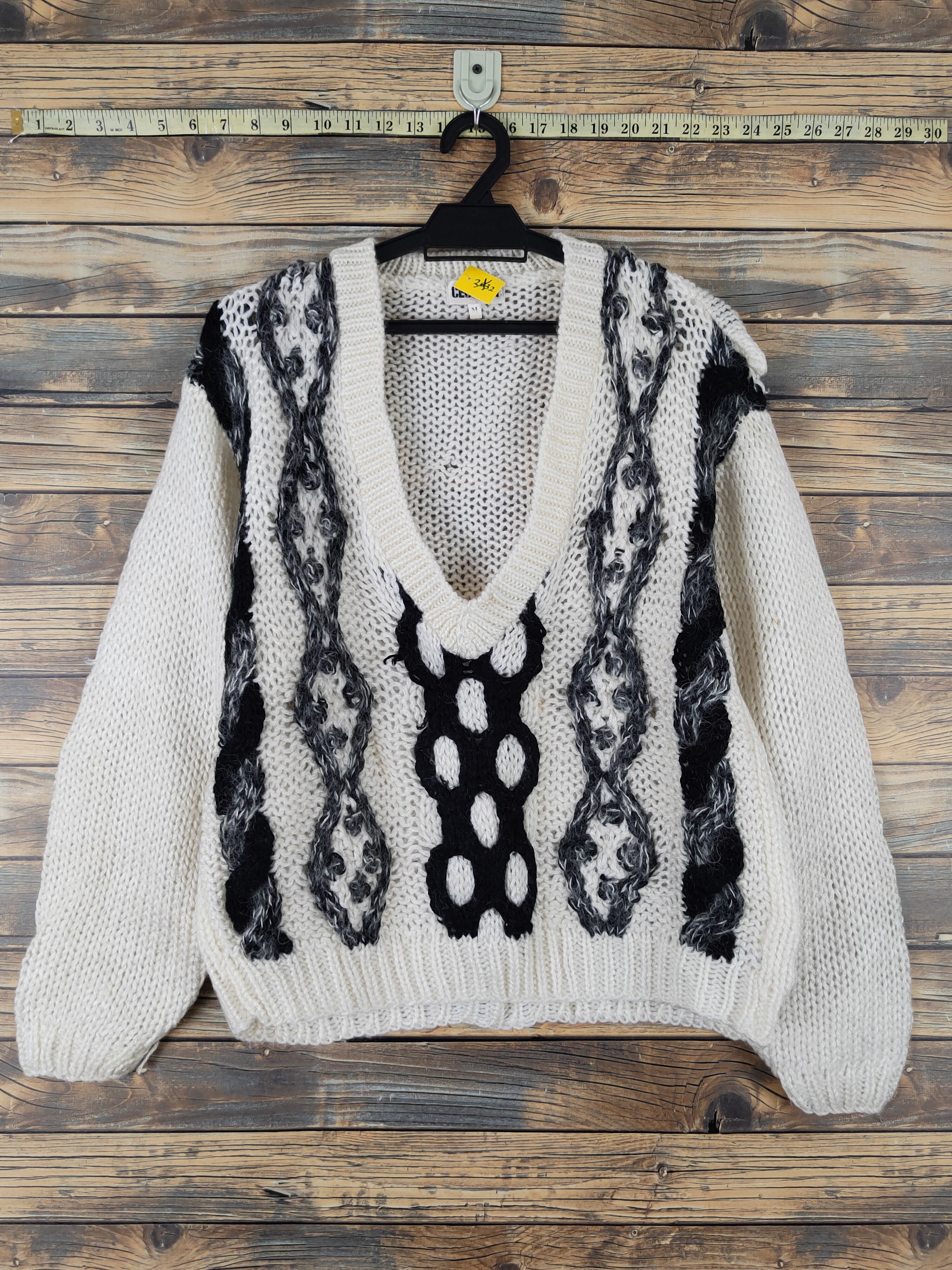 Japanese Brand Cecchini Ivory Black Knitwear Sweatshirts #W2014 Size US M / EU 48-50 / 2 - 1 Thumbnail