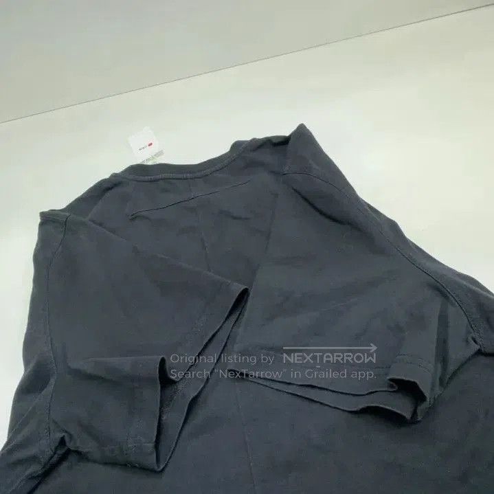 Givenchy Givenchy Letter Print Short-Sleeve T-Shirt. Size US M / EU 48-50 / 2 - 7 Thumbnail