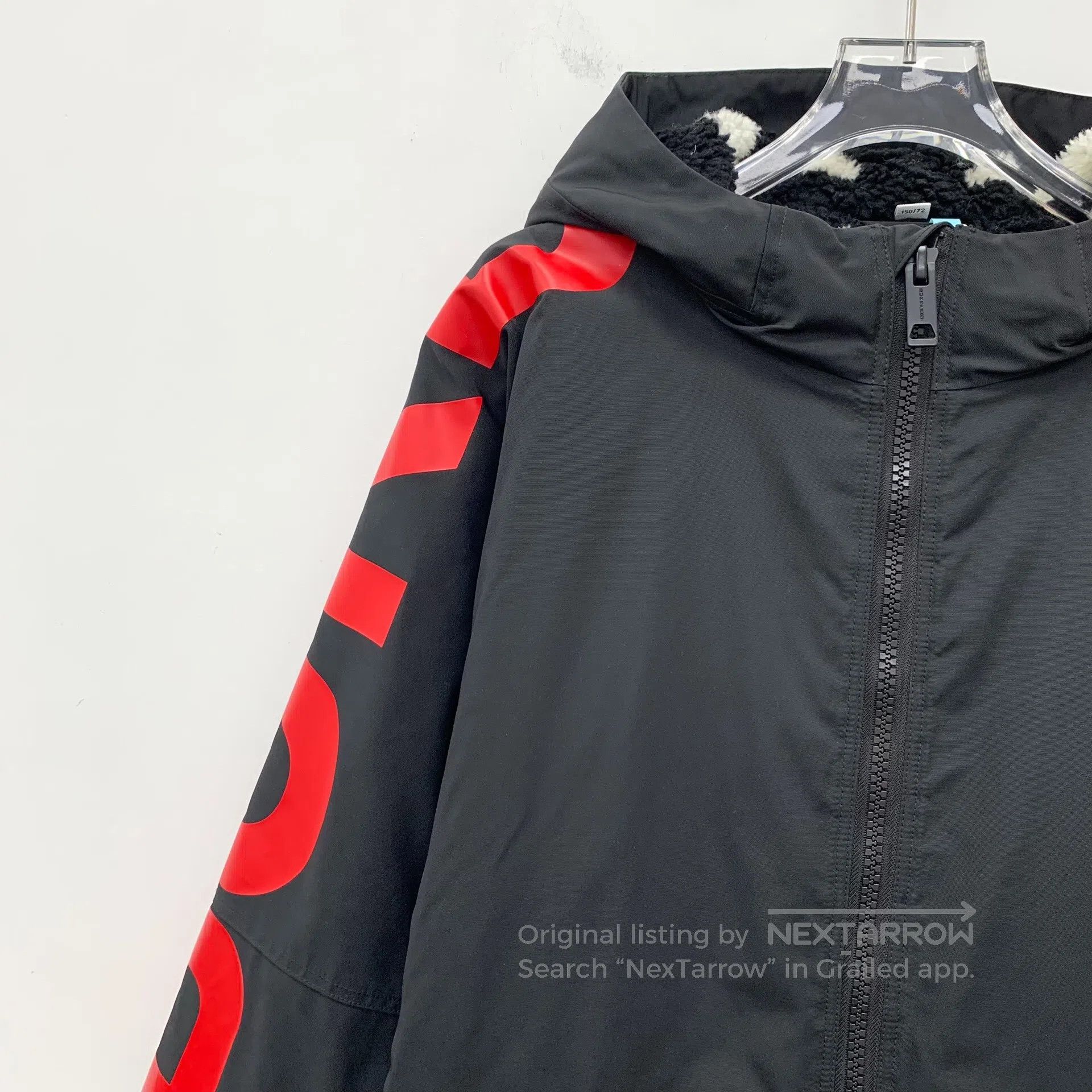 Burberry Burberry size 12y Black side logo lettered print hooded zi Size US M / EU 48-50 / 2 - 3 Thumbnail