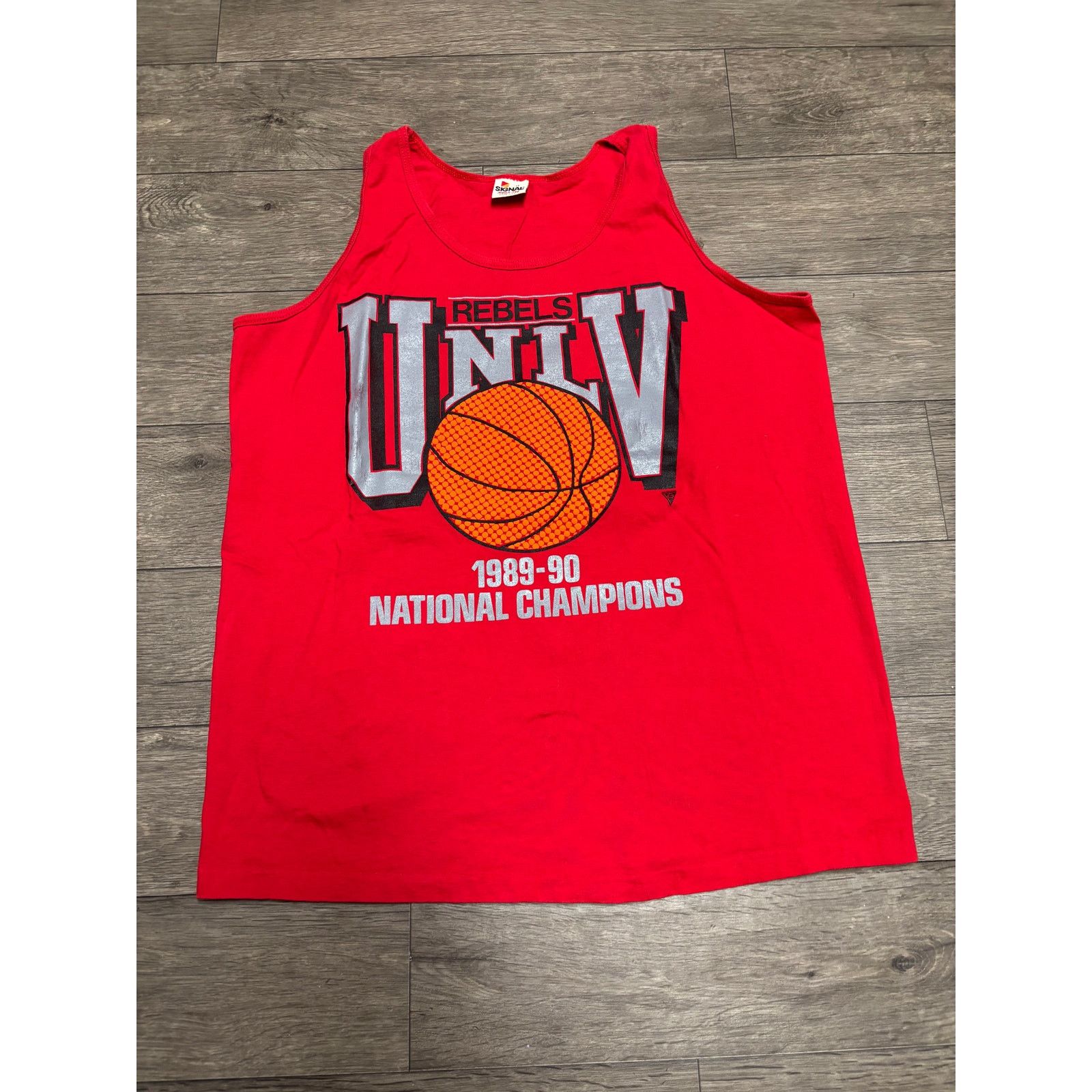 Vintage Vintage UNLV NCAA National Champtions Tank Top Sz XL 1990 Size US XL / EU 56 / 4 - 1 Thumbnail