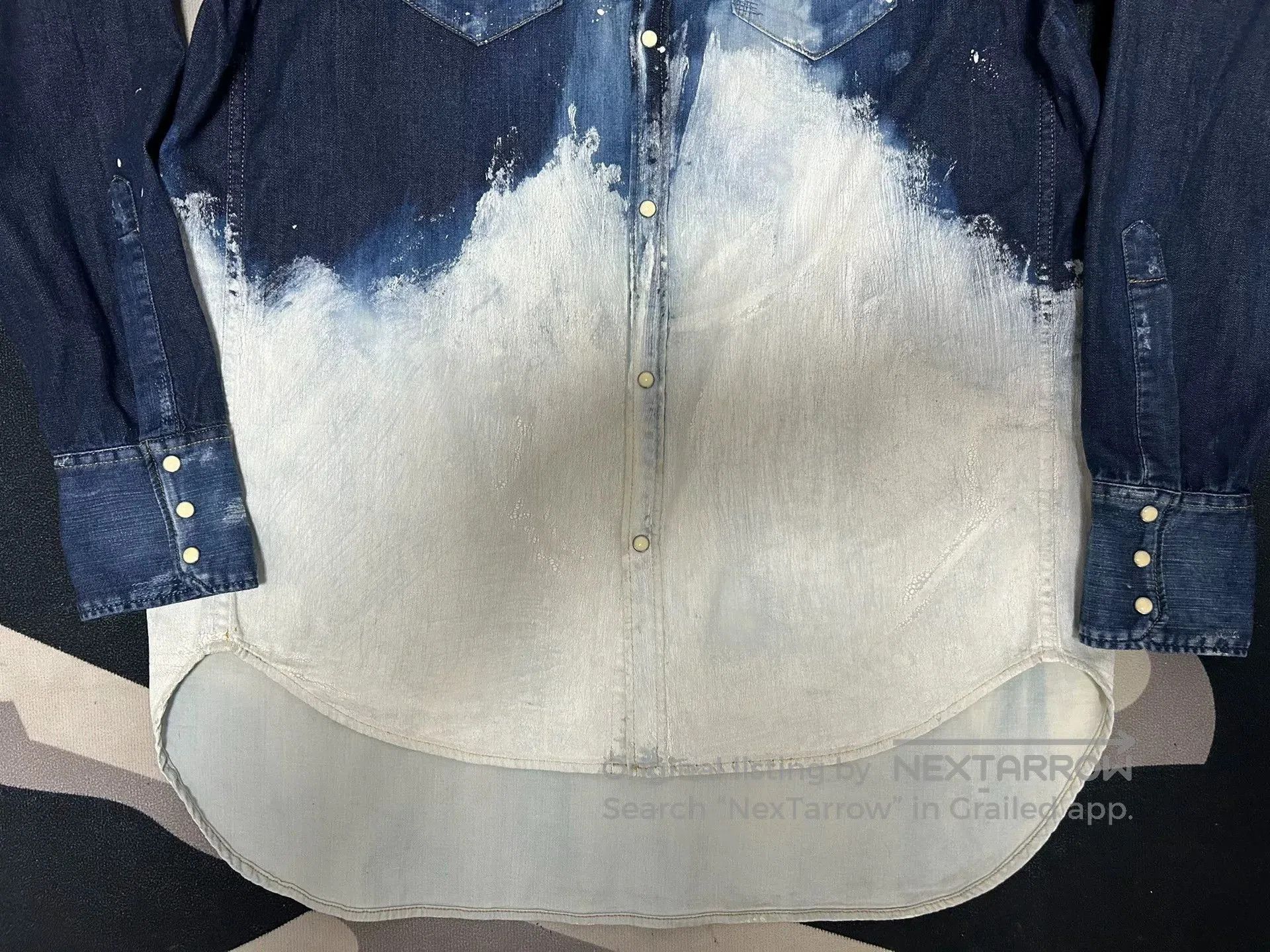 Dsquared2 Dsquared2 Trapez Denim Shirt for Men. Size US M / EU 48-50 / 2 - 5 Thumbnail
