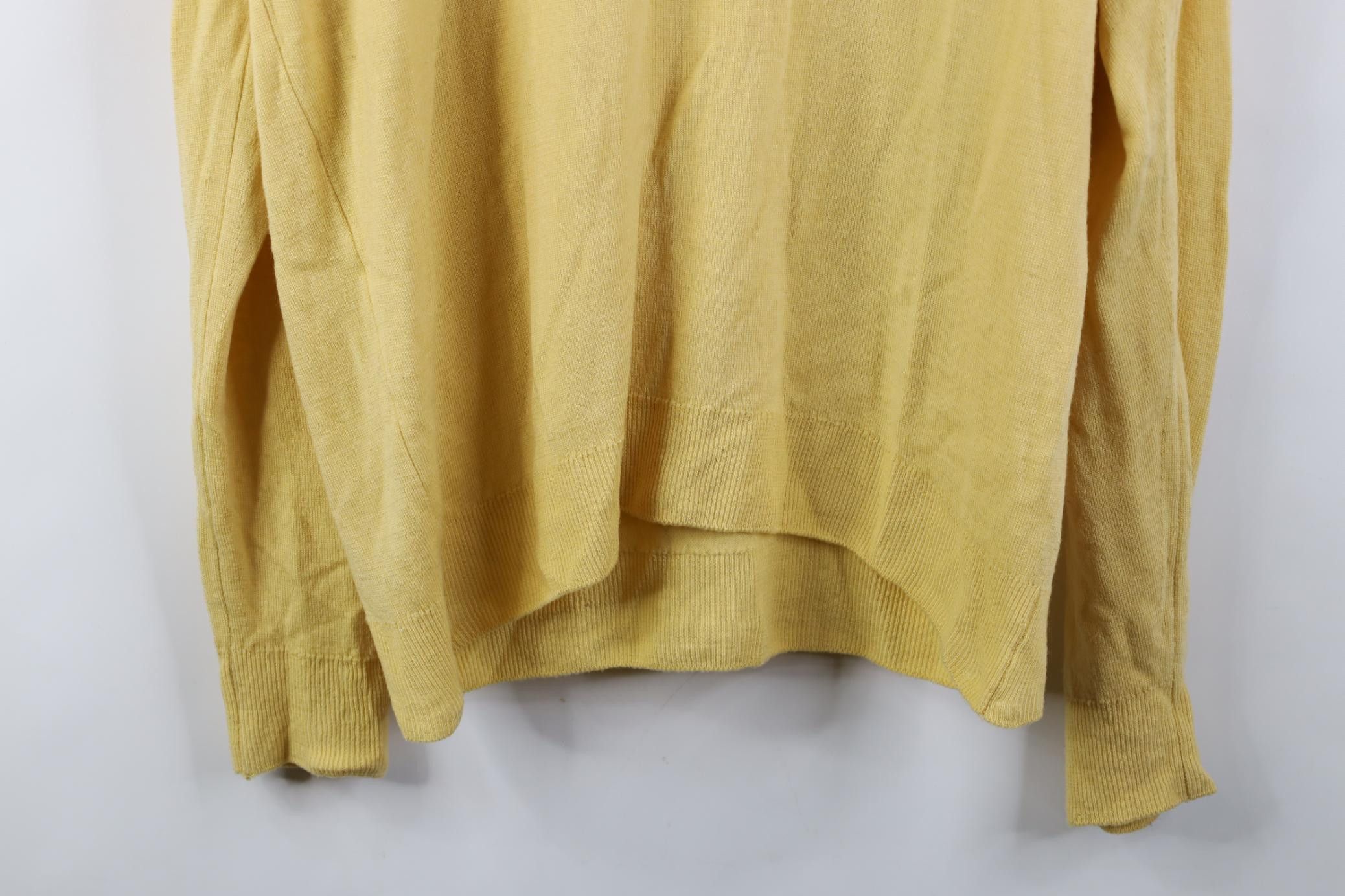 Vintage Vintage 70s Streetwear Lambswool Knit V-Neck Sweater Yellow Size US XL / EU 56 / 4 - 17 Thumbnail