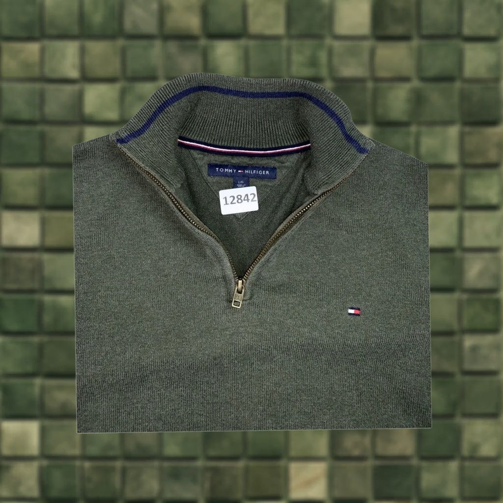 Tommy Hilfiger VINTAGE Tommy Hilfiger Preppy 1/4 Zip Mens Sweater Large L Green Knit Mock Neck Pullover_Solid_Stretch Casual Business Travel Mens Size US L / EU 52-54 / 3 - 1 Thumbnail
