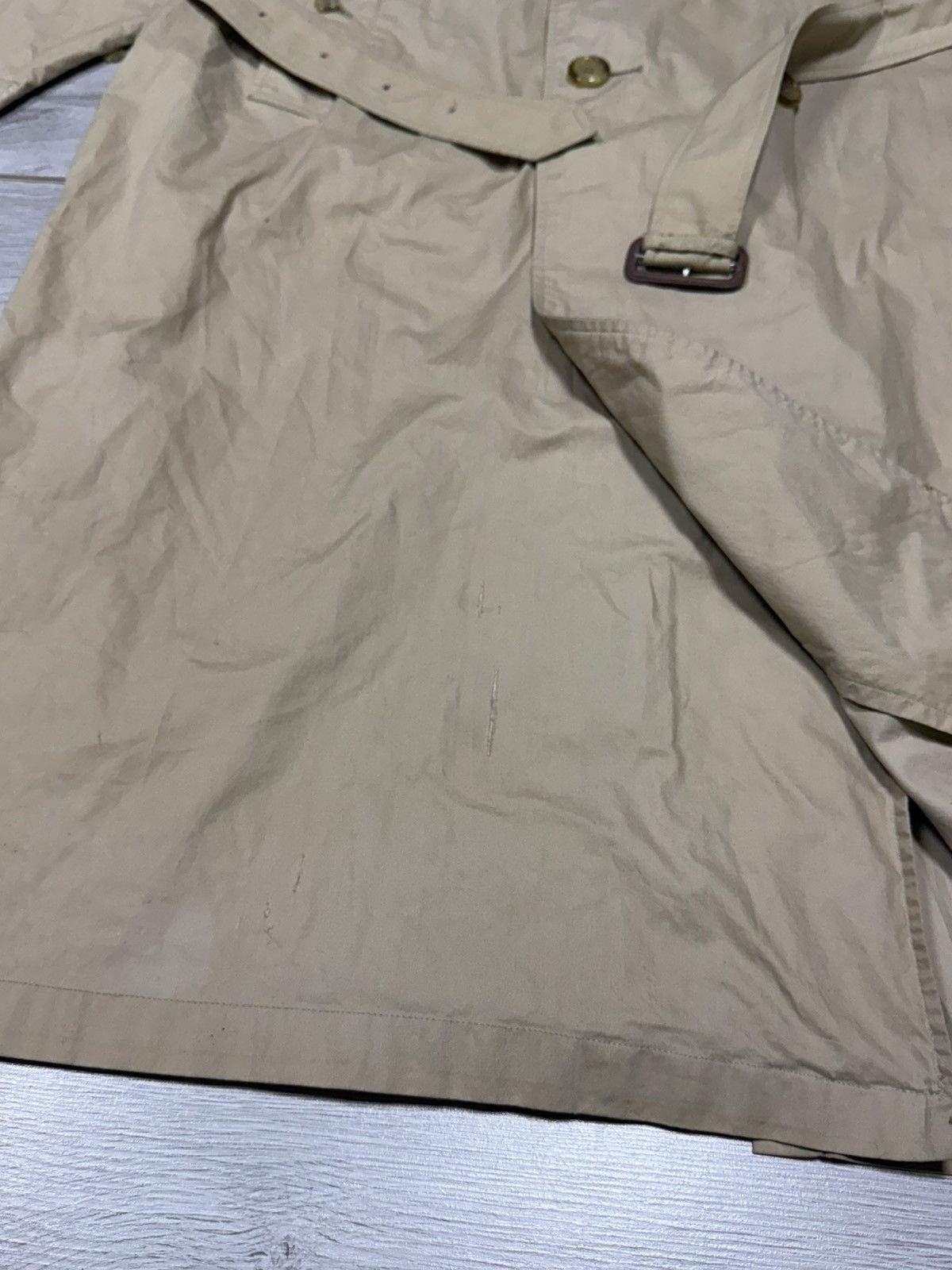 Burberry Burberry double breasted trench coat buttons vintage England Size US L / EU 52-54 / 3 - 11 Thumbnail