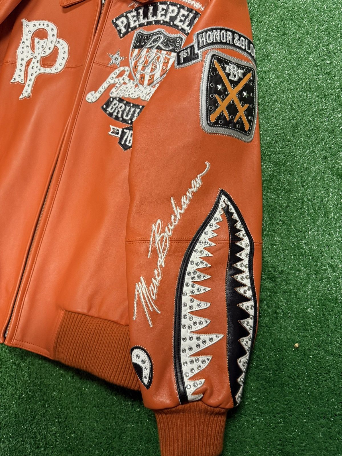 Pelle pelle leather bomber jacket sz small