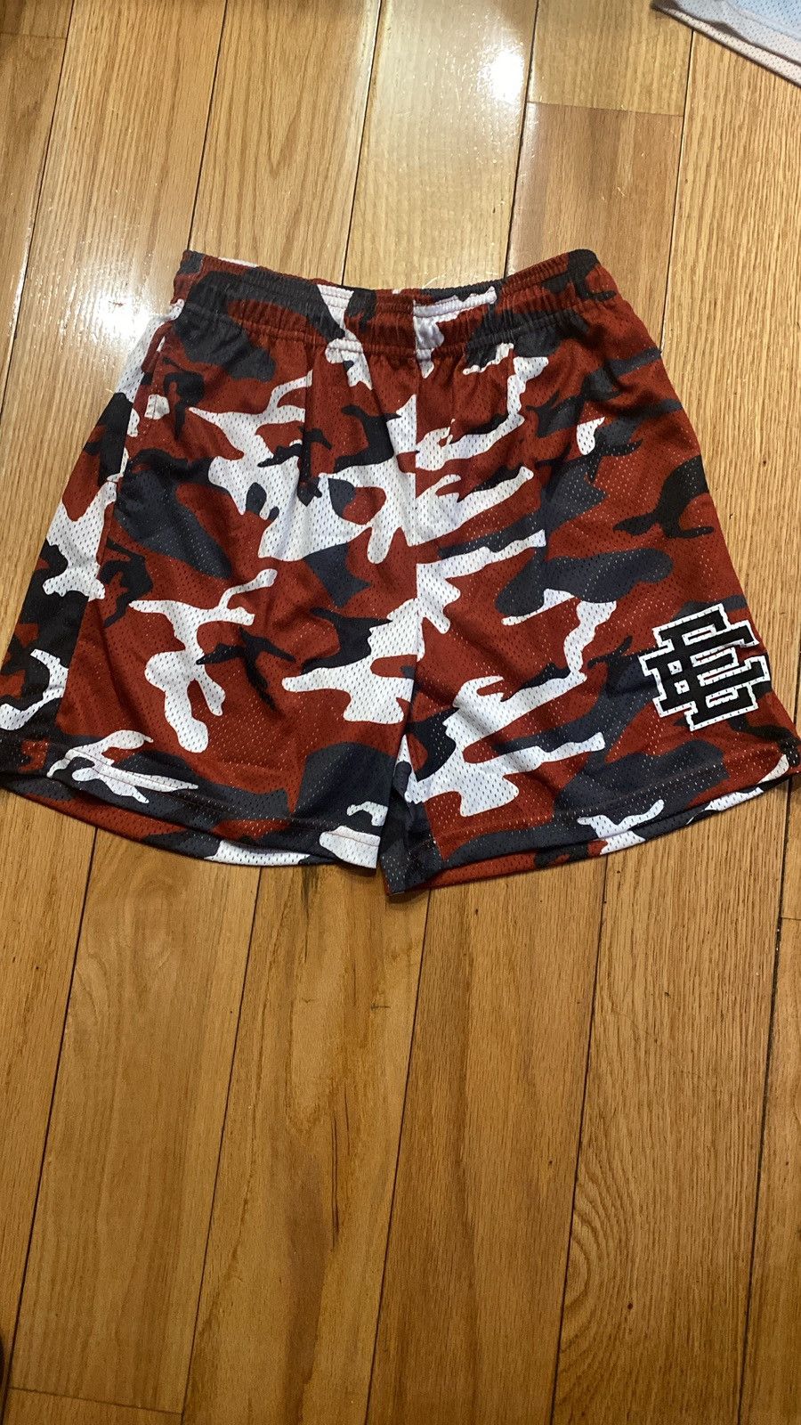 Eric Emanuel Eric Emanuel Shorts Camo Size US 34 / EU 50 - 1 Thumbnail