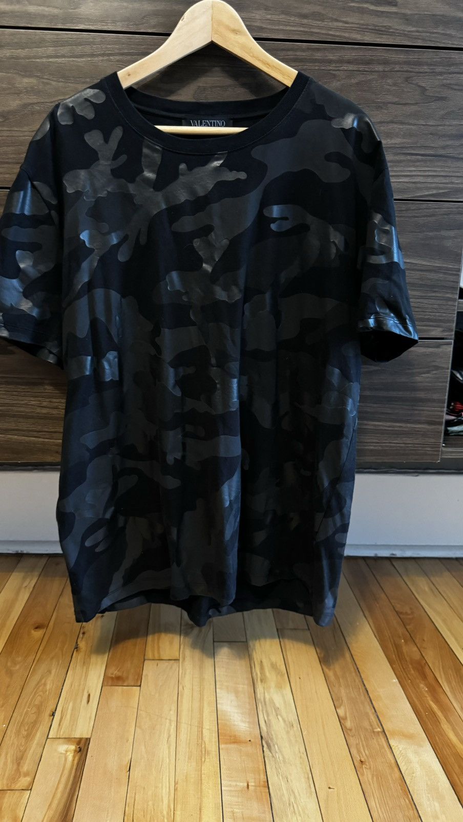 Valentino Valentino black army print t-shirt Size US XXL / EU 58 / 5 - 1 Thumbnail