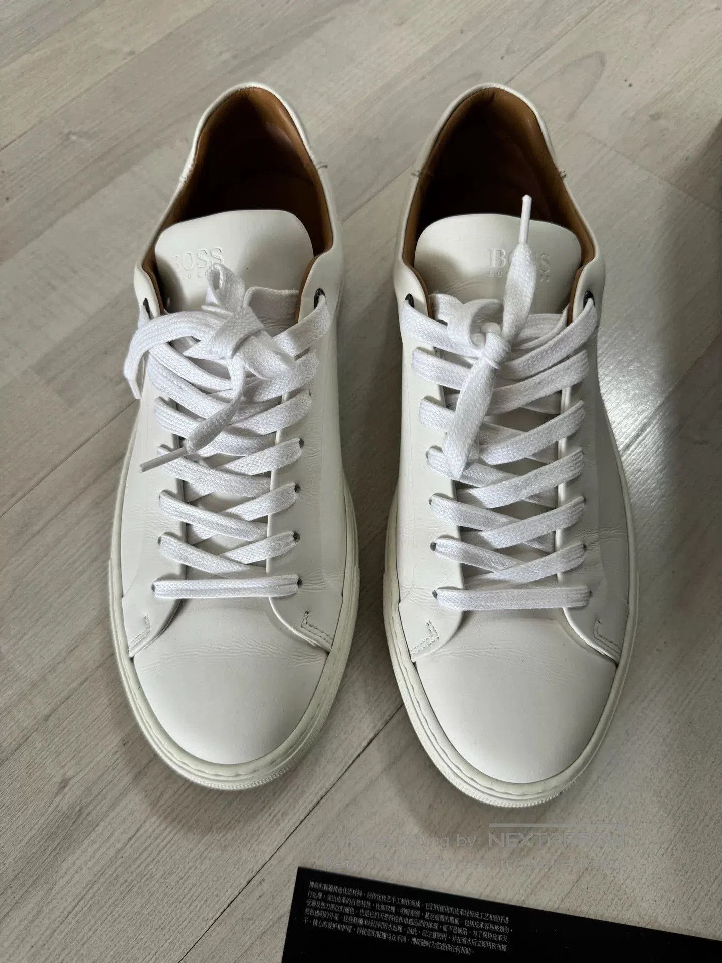 Hugo Boss HUGO BOSS White Leather Sneakers. Size US 8 / EU 41 - 2 Thumbnail