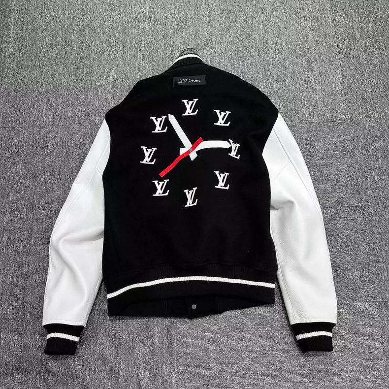 Louis Vuitton Louis Vuitton Show Doll Baseball jacket Nextarrow-2505 Size US S / EU 44-46 / 1 - 4 Thumbnail