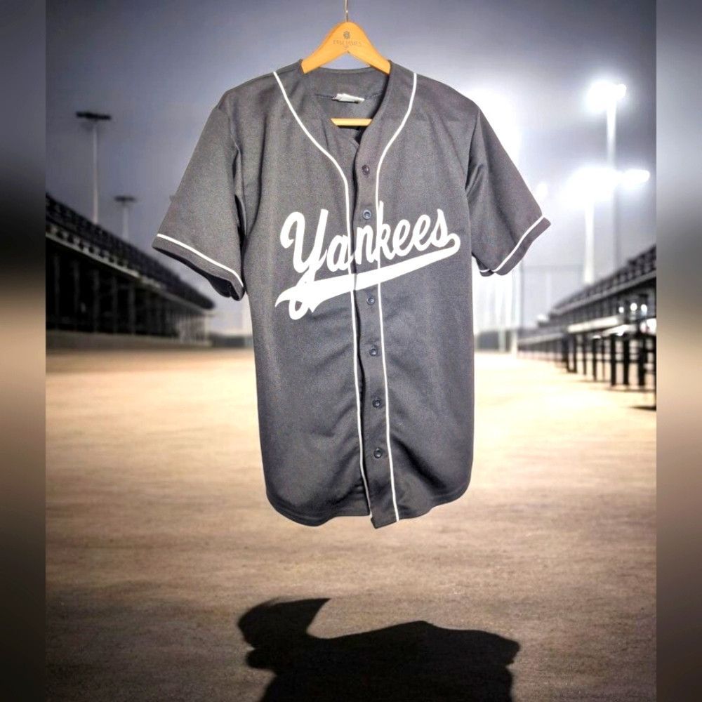 Vintage Teamwork New York Yankees Size M Black Jersey # 10 Gay True Size US M / EU 48-50 / 2 - 1 Thumbnail