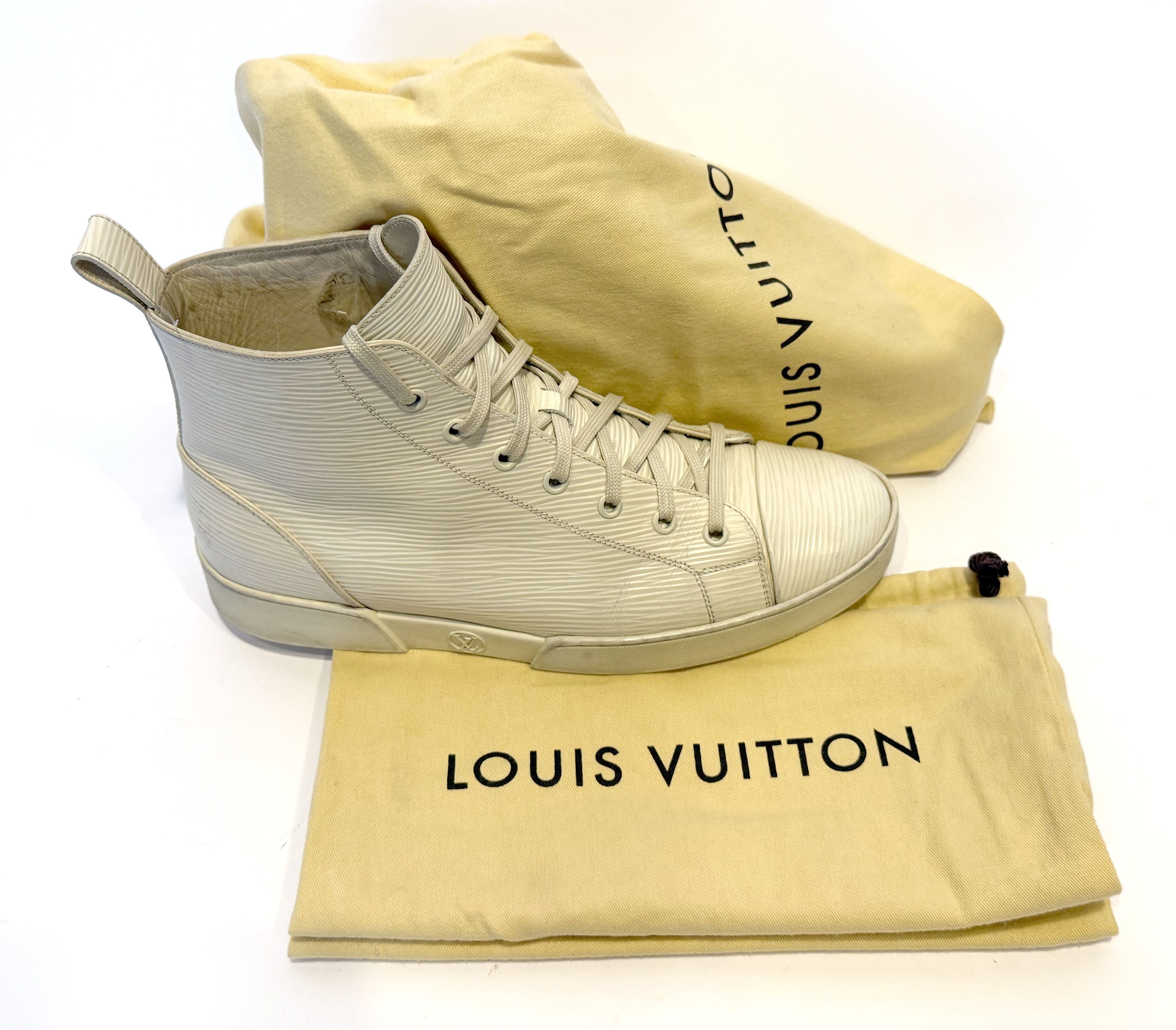 Louis Vuitton Louis Vuitton Epi Leather High-Top Sneaker - Men's Size US 6 Size US 6 / EU 39 - 10 Thumbnail
