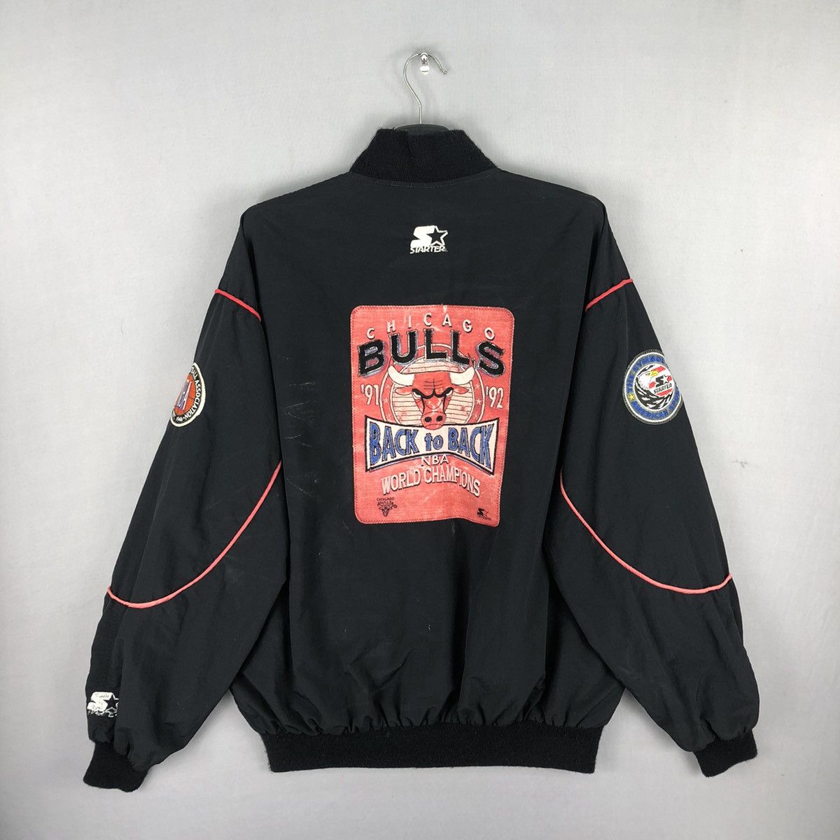 NBA × Starter × Vintage Vintage 90's Chicago Bulls NBA World Champions by Starter Size US XL / EU 56 / 4 - 4 Thumbnail