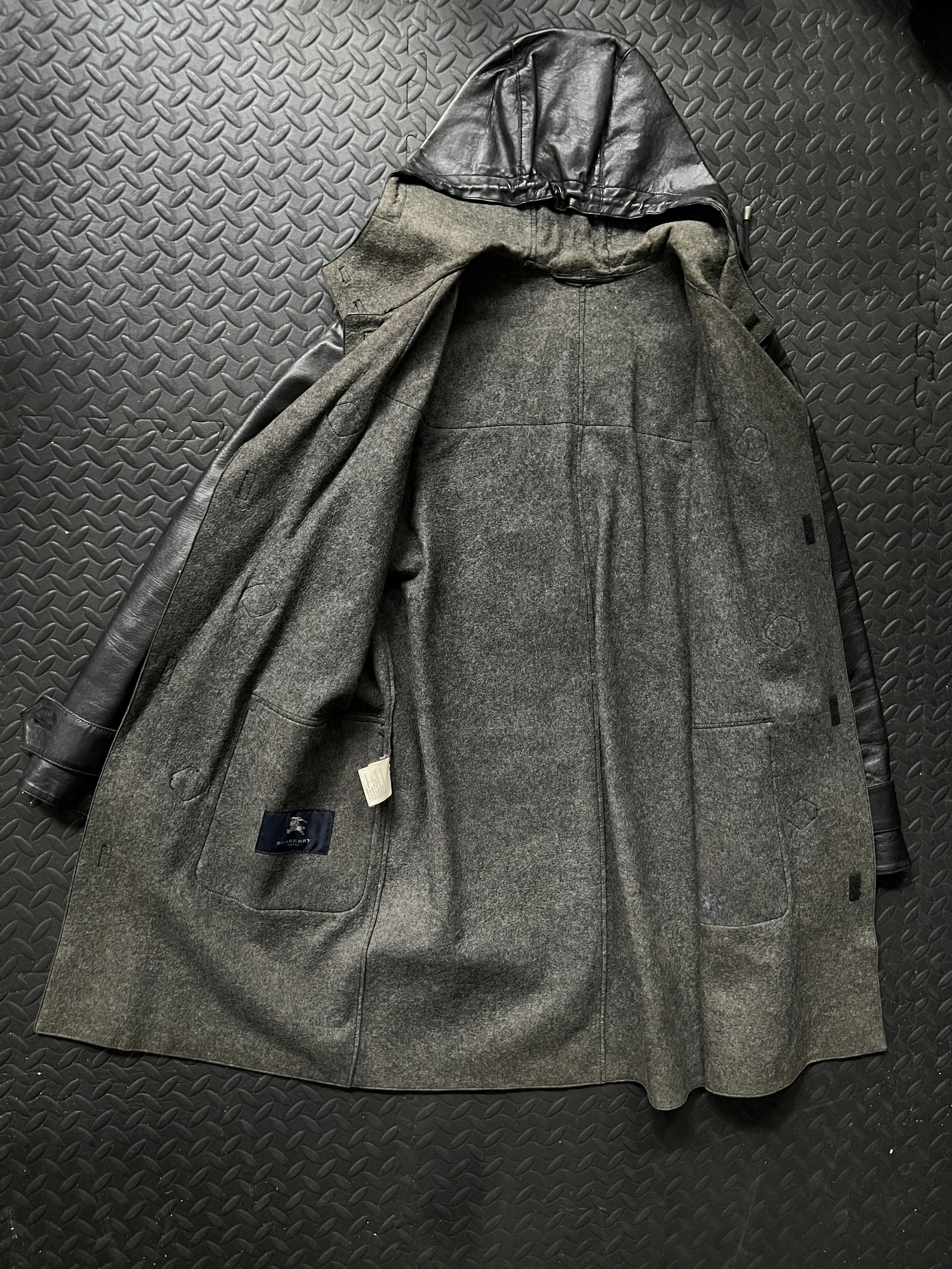 Burberry Burberry Leather Toggle Coat Size US S / EU 44-46 / 1 - 14 Thumbnail