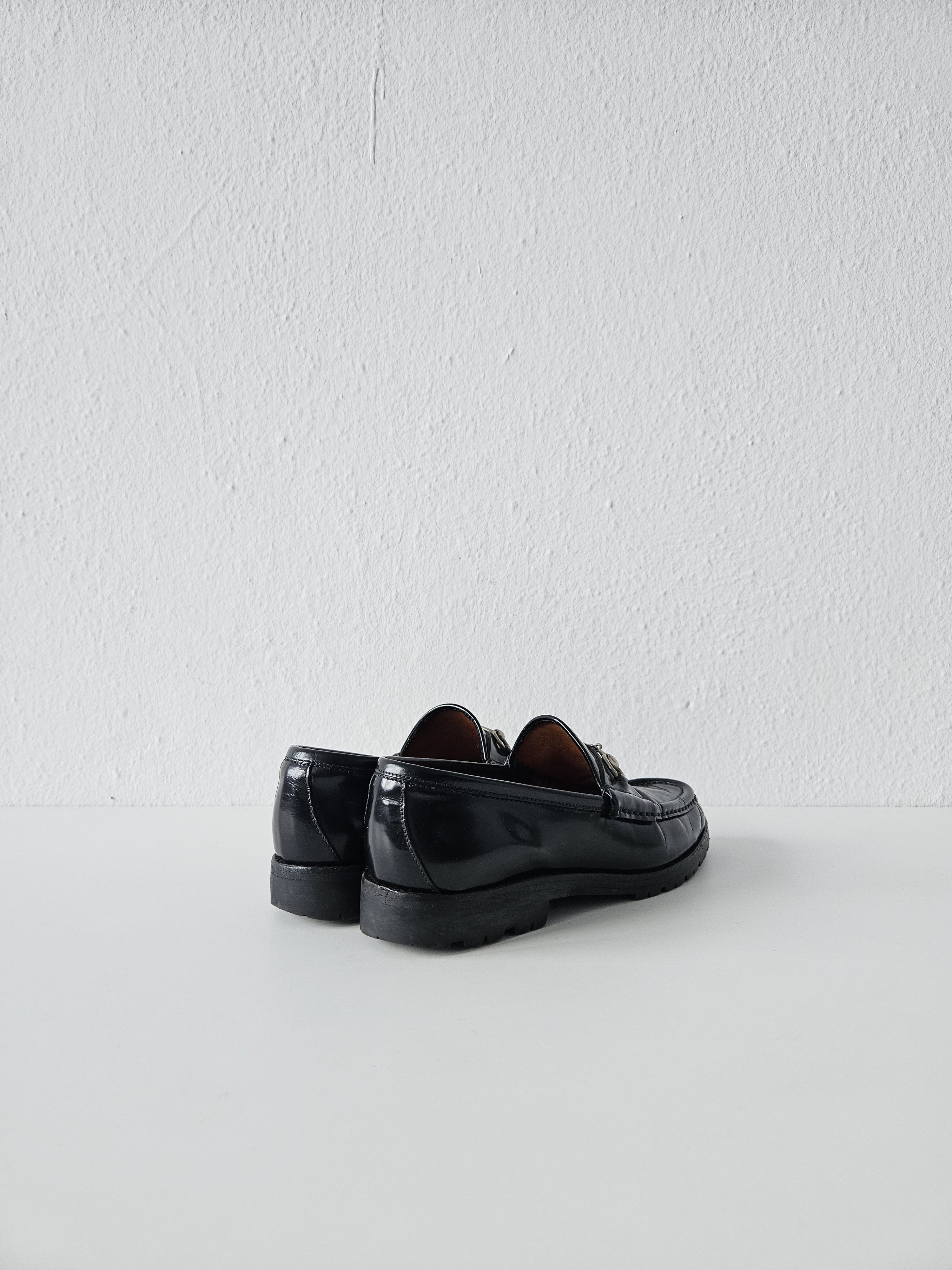 Gucci Vintage Gucci notched sole patent leather horsebit loafers Size US 7 / IT 37 - 6 Thumbnail