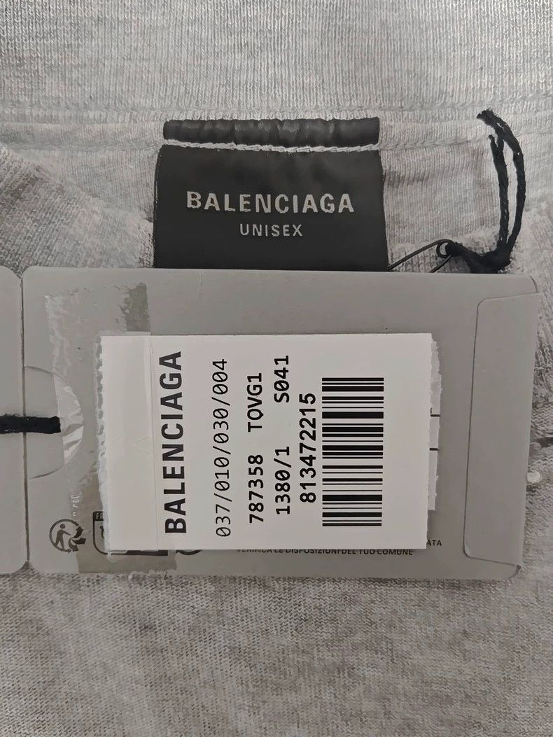Balenciaga BalenciagaAi Generation Destroys Old Short Sleeve 2503-Next Size US S / EU 44-46 / 1 - 5 Thumbnail