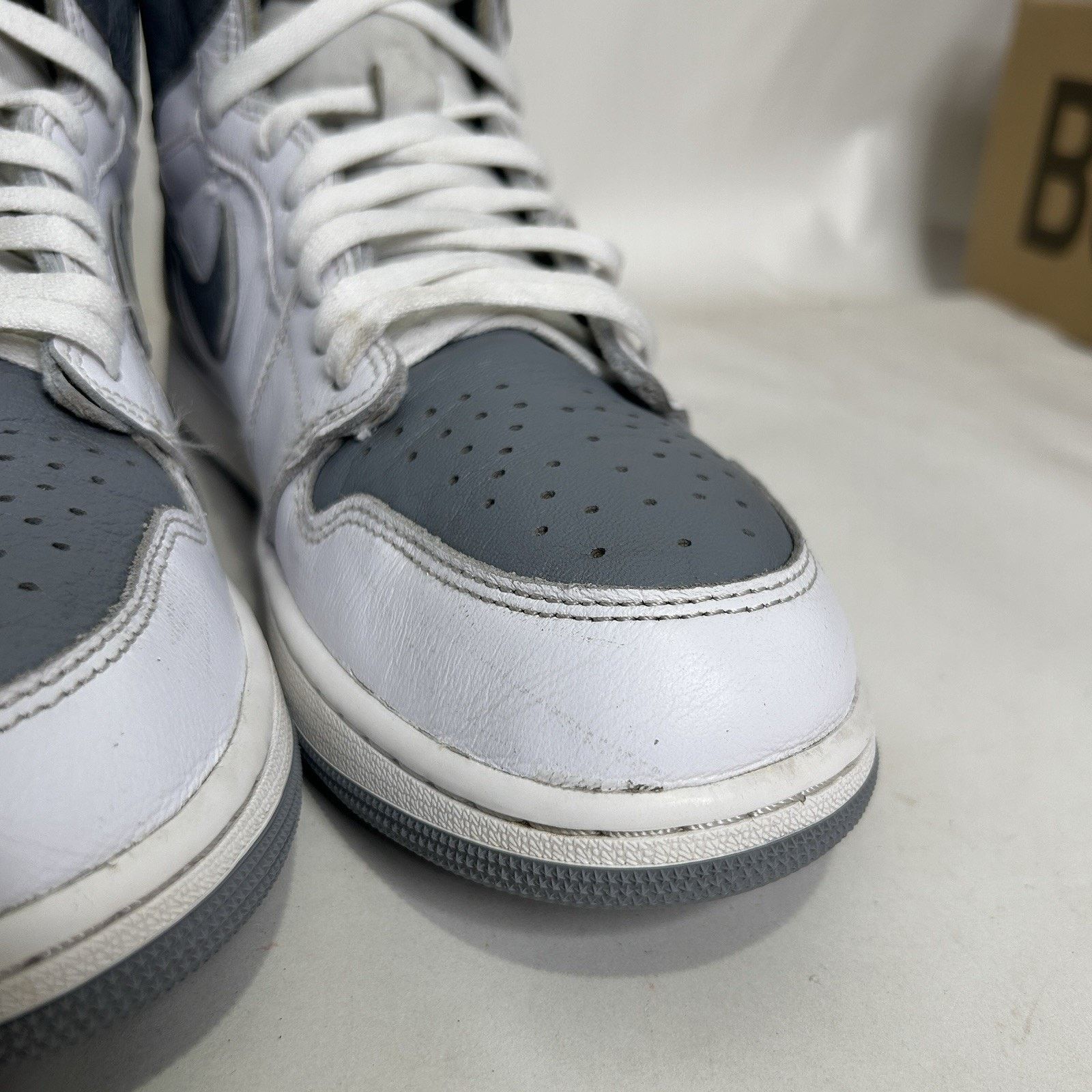 Jordan Brand Nike Air Jordan 1 Retro High OG “Stealth/Grey White” Size US 12 / EU 45 - 8 Thumbnail