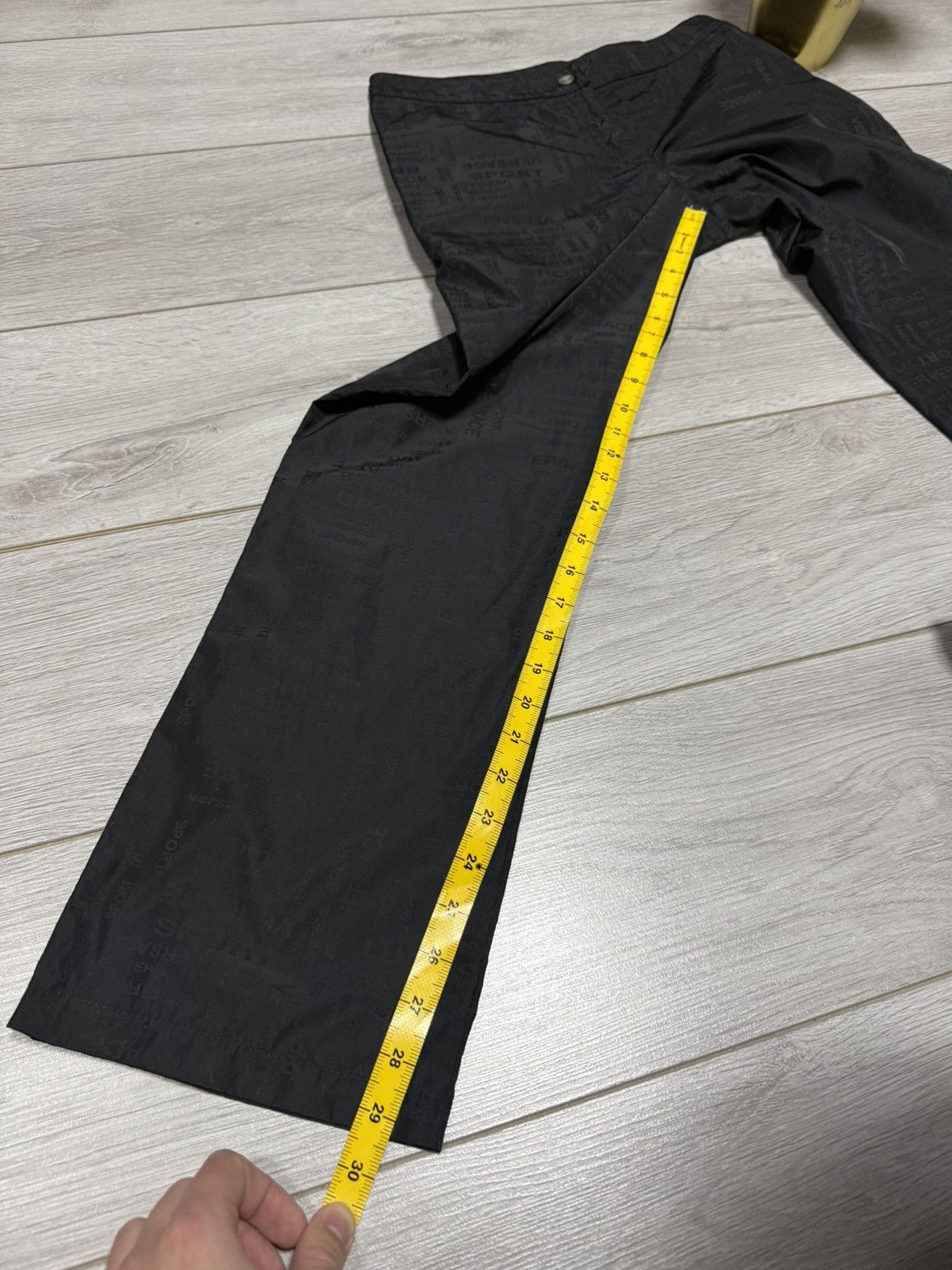 Versace Gianni Versace monogram all over print pants nylon Size 30" / US 8 / IT 44 - 11 Thumbnail