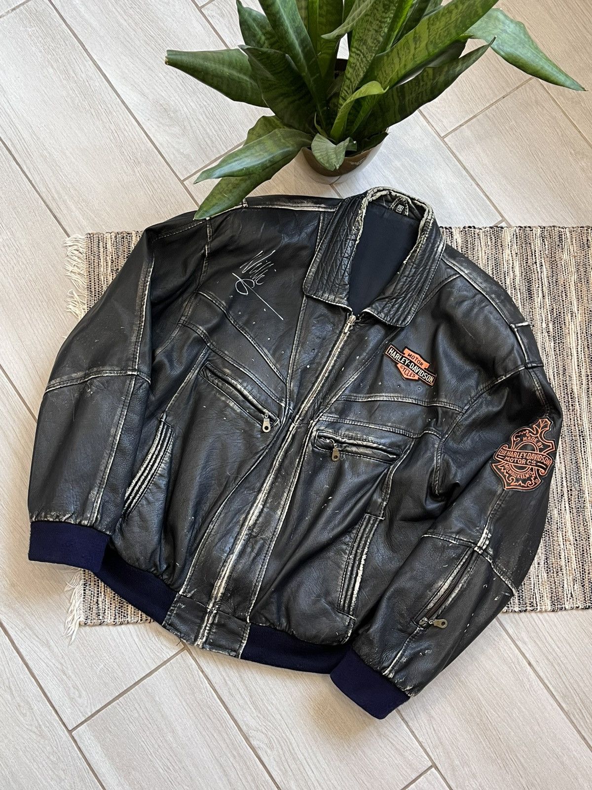 Harley Davidson × Vintage Vintage Willie G Harley Davidson Leather Jacket autographed Size US XL / EU 56 / 4 - 1 Thumbnail